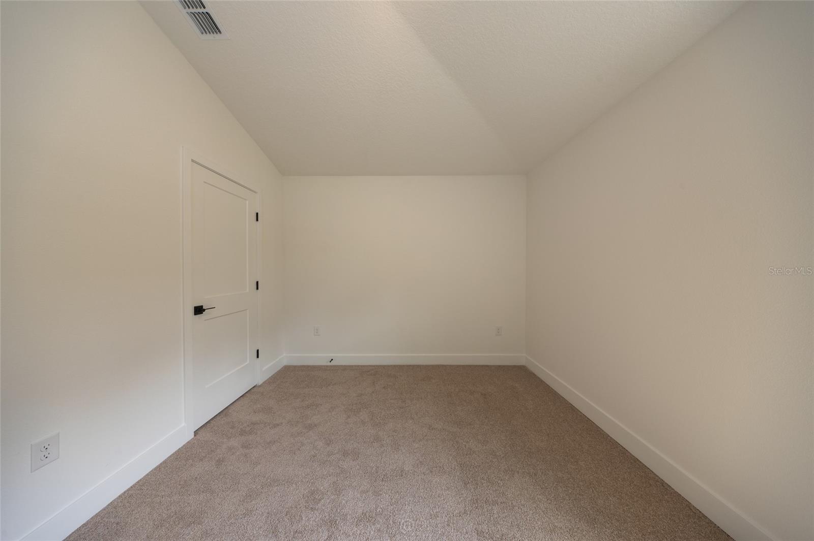 Single Family Residence at 7 ZIRCON CT, PALM COAST, photo 23 of 27