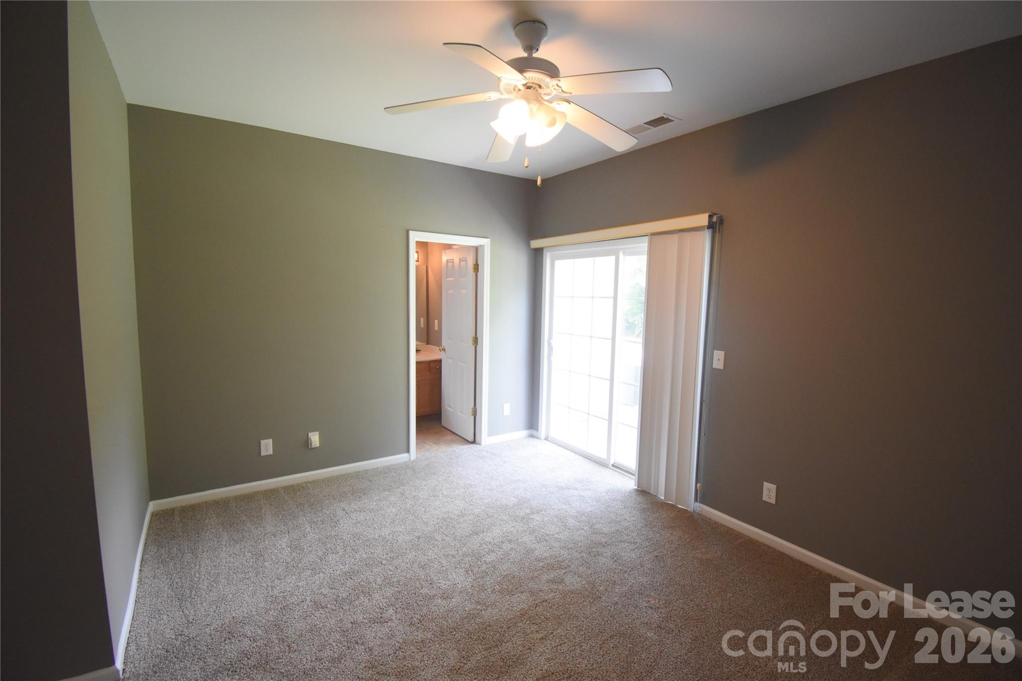 Townhouse at 2849 Summergrove Court, Matthews, photo 12 of 23