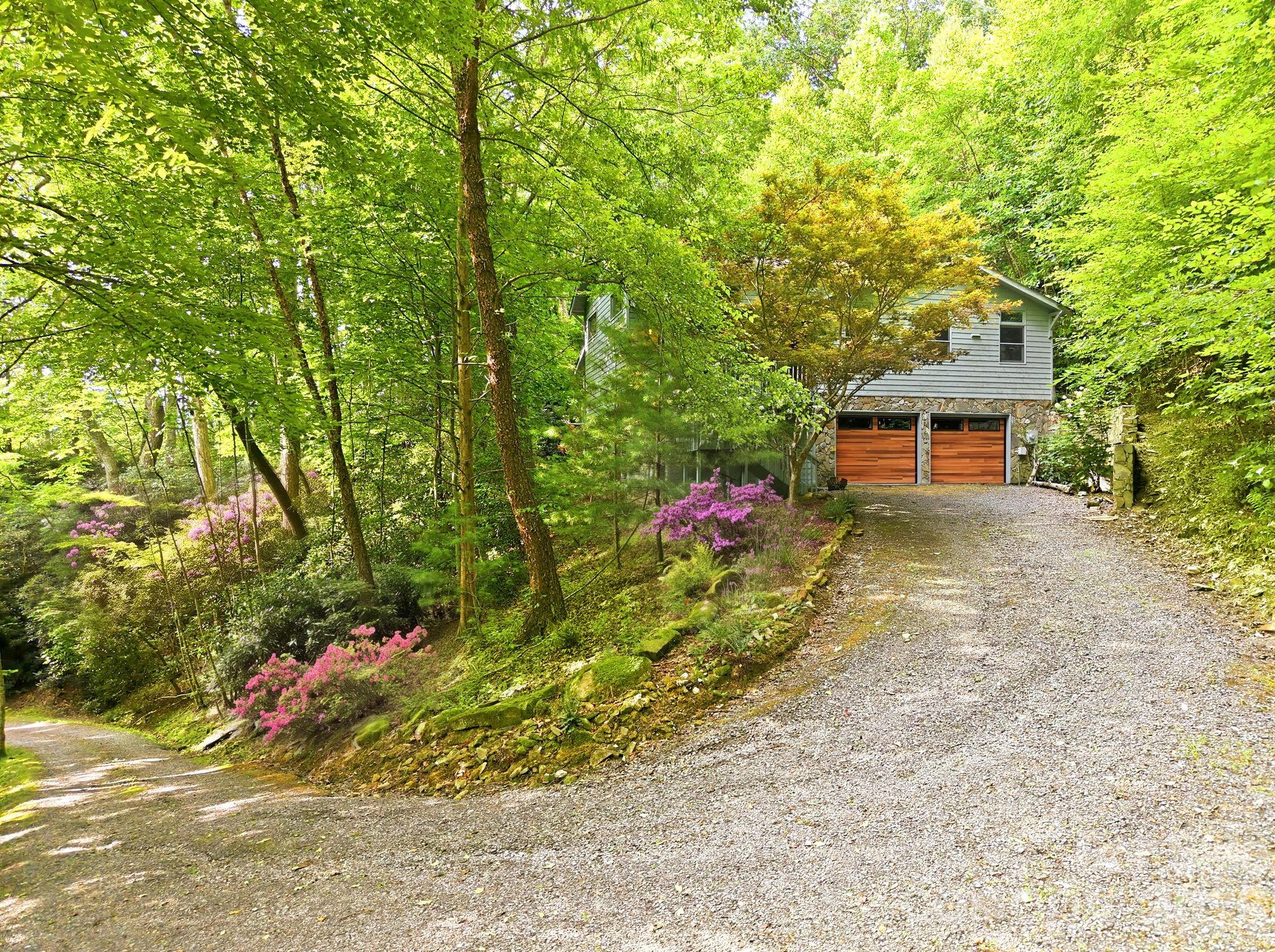 Single Family Residence at 63 Chestnut Forest Road, Fairview, photo 2 of 47