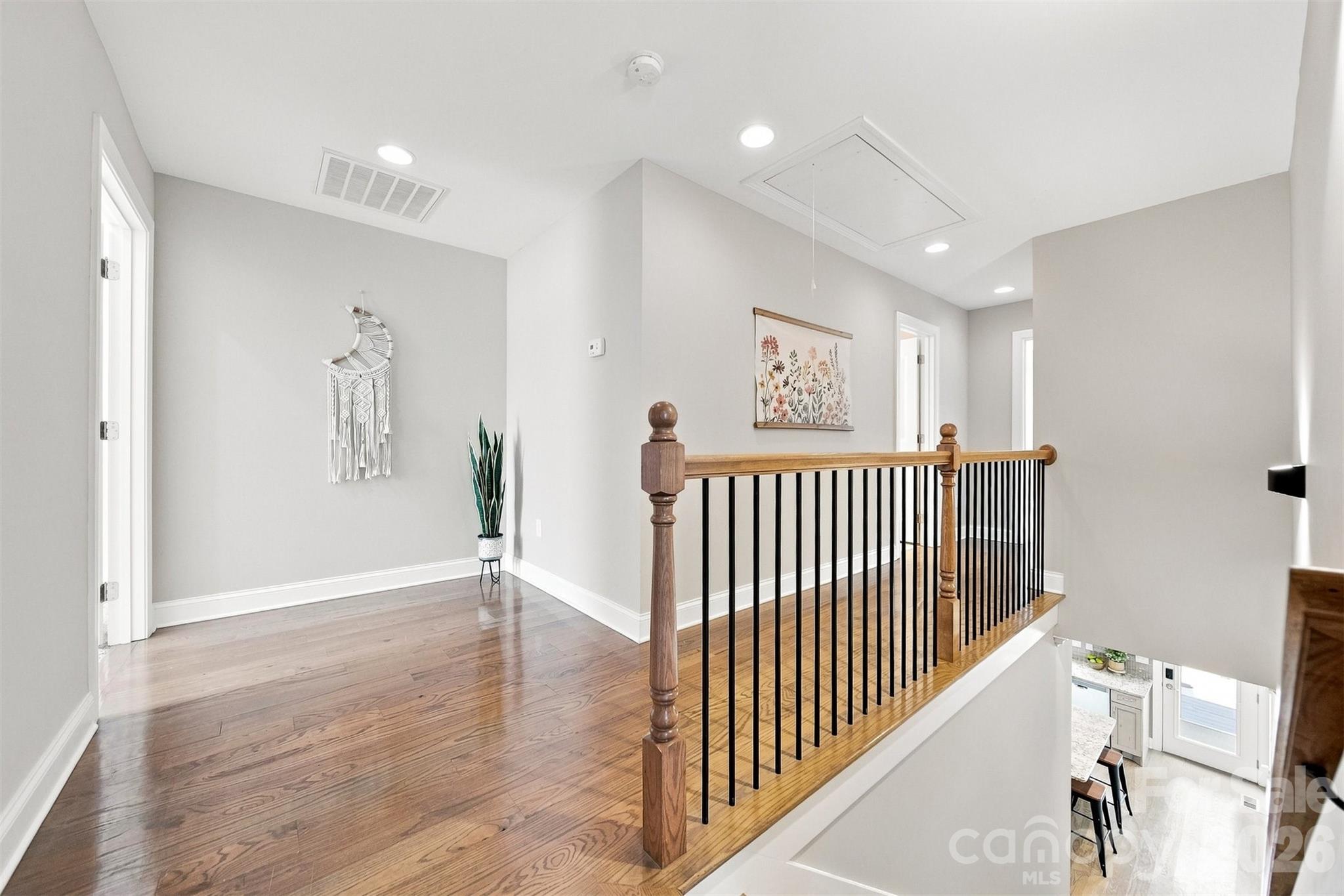 Single Family Residence at 5810 Dwayne Starnes Drive, Hickory, photo 23 of 42