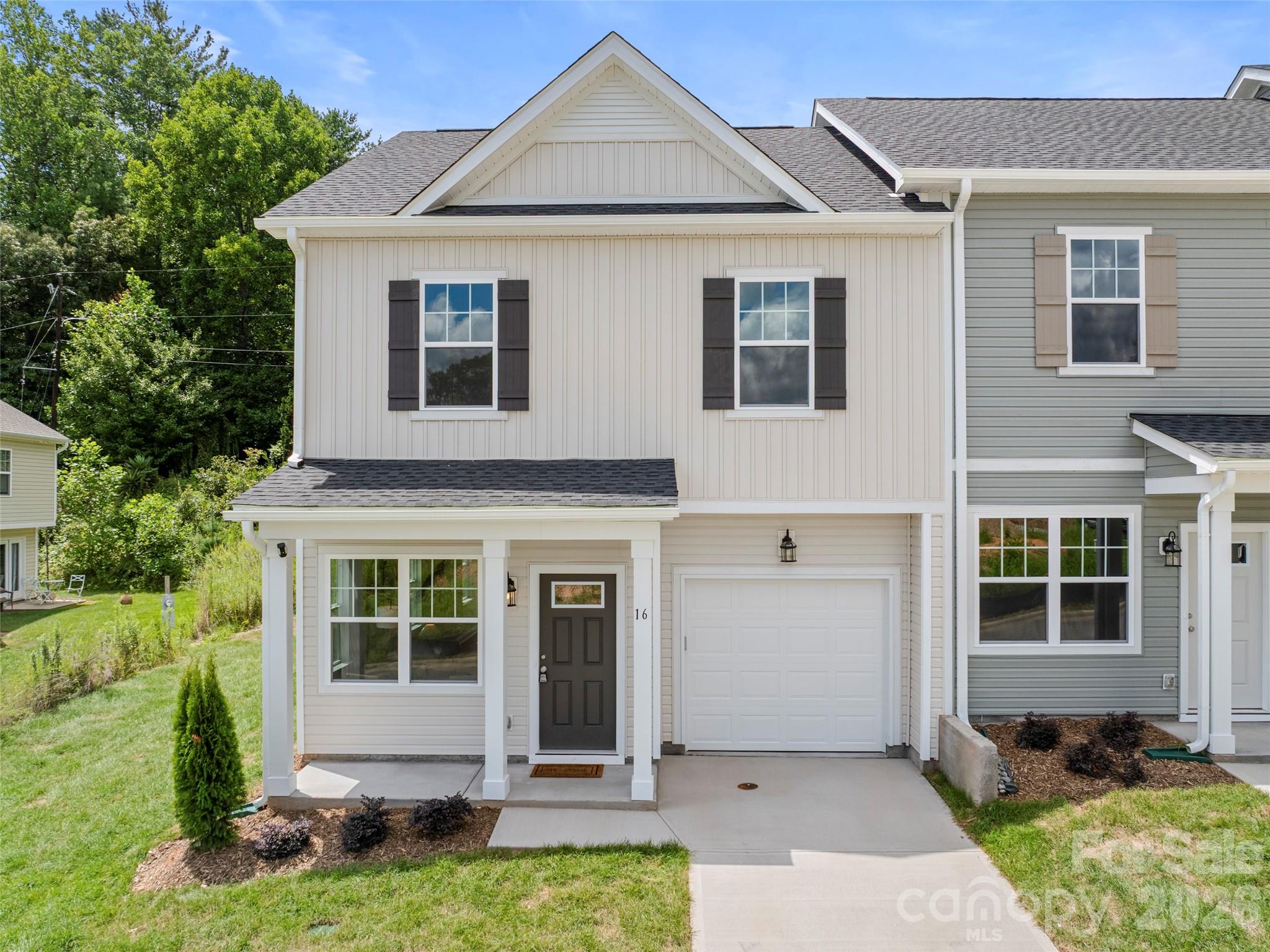 16 Bessie Luther Boulevard