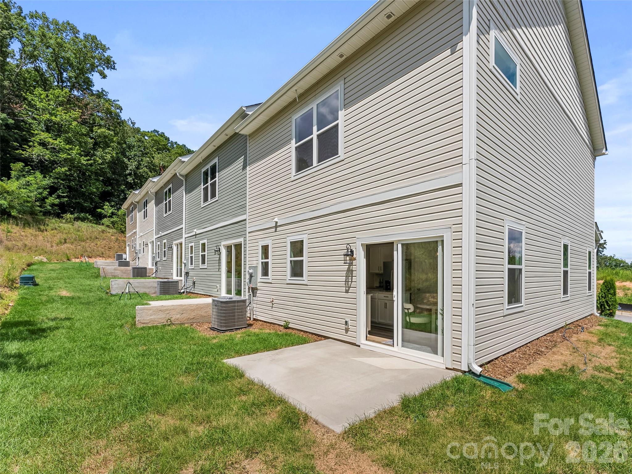 Townhouse at 16 Bessie Luther Boulevard, Candler, photo 29 of 34