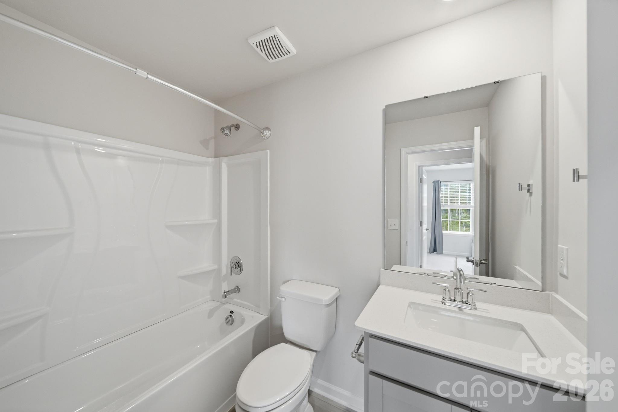 3rd level hall bathroom - 1131 Bandon Drive, Waxhaw