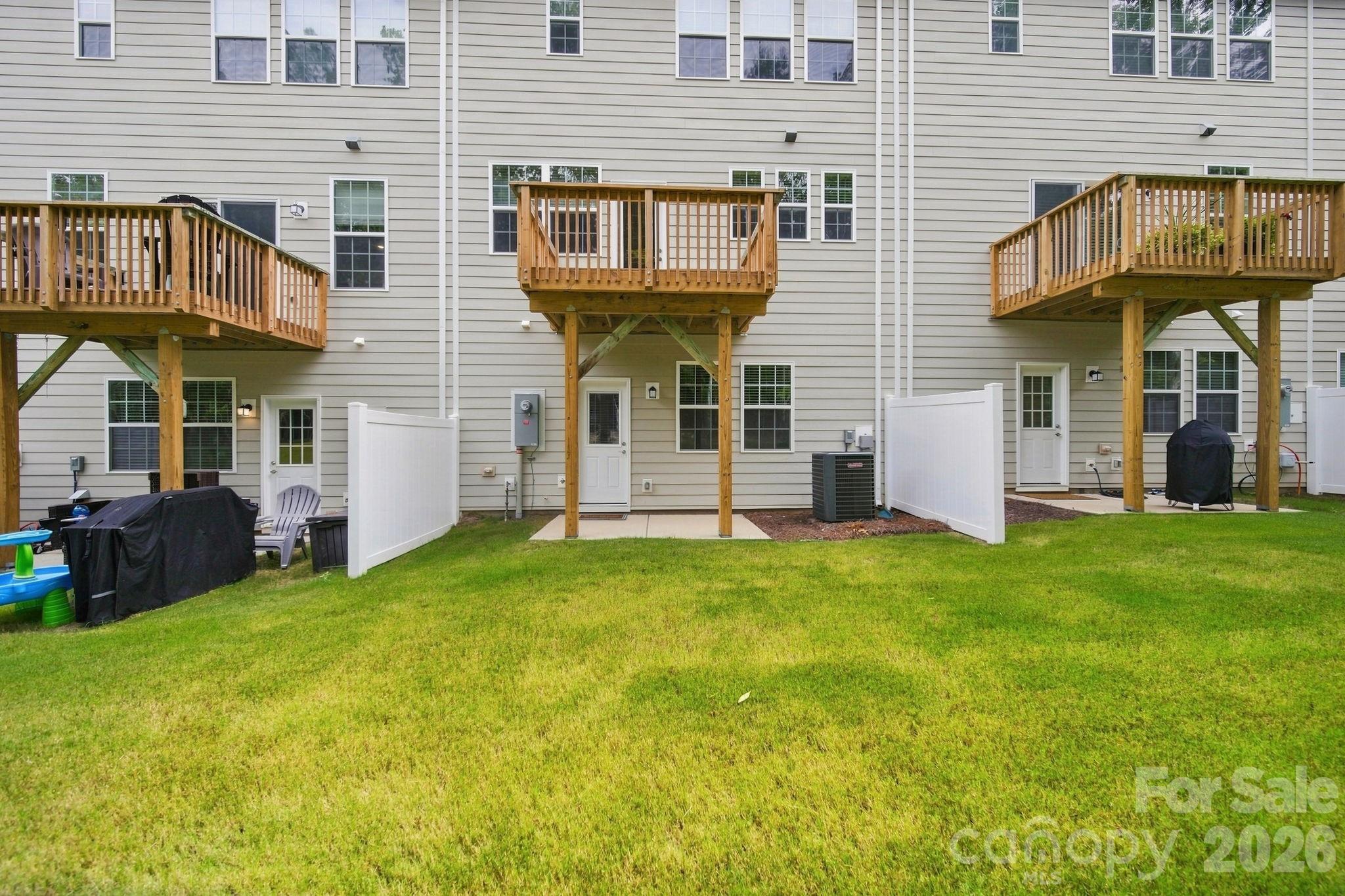 Townhouse at 1131 Bandon Drive, Waxhaw, photo 39 of 41