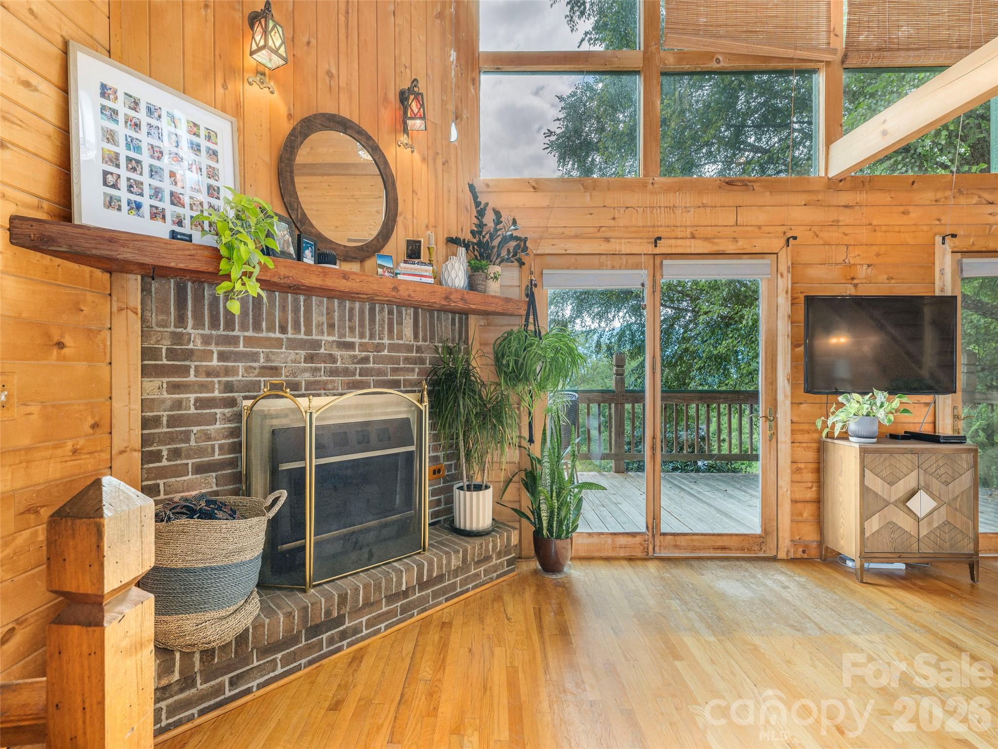 Single Family Residence at 215 Hall Top Road, Waynesville, photo 5 of 35