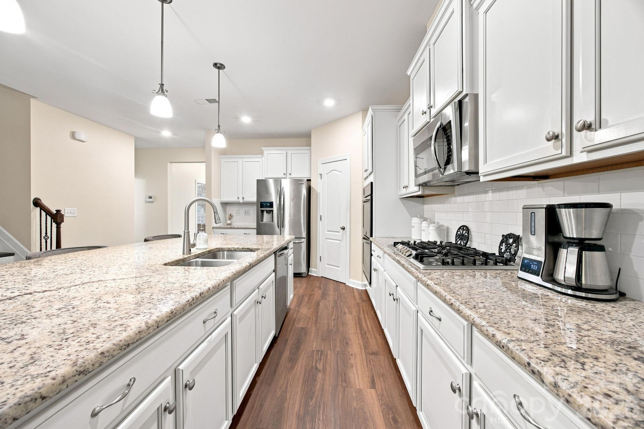 Gourmet Kitchen - 2709 Sugaree Court, Waxhaw