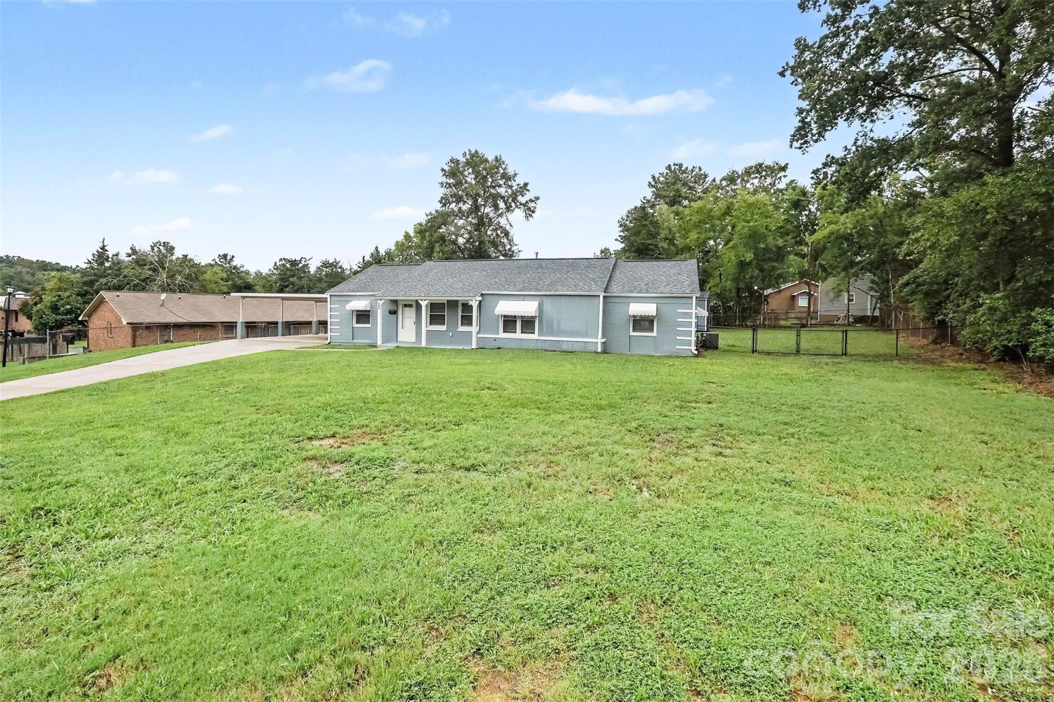 Front Exterior - 1352 Steed Street, Rock Hill