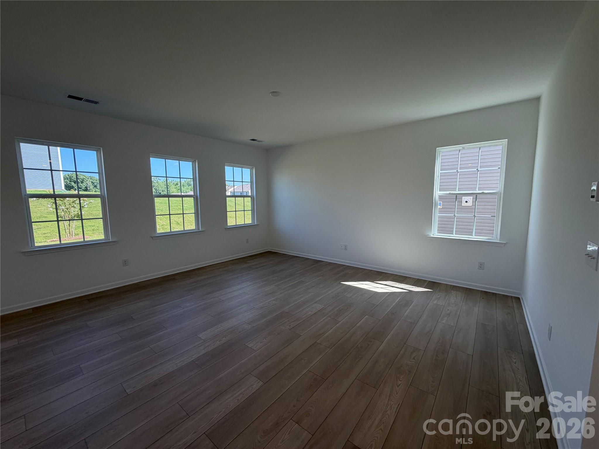 Single Family Residence at 2087 Morning Gold Drive, Maiden, photo 4 of 25