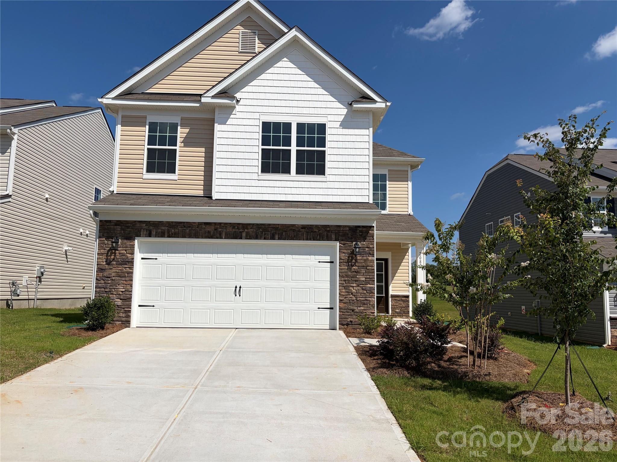 Single Family Residence at 2087 Morning Gold Drive, Maiden, photo 17 of 25