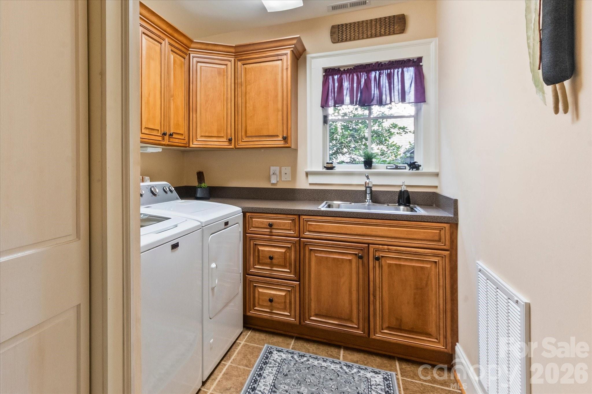 Laundry Room off Kitchen - 6 Jasmine Lane, Brevard