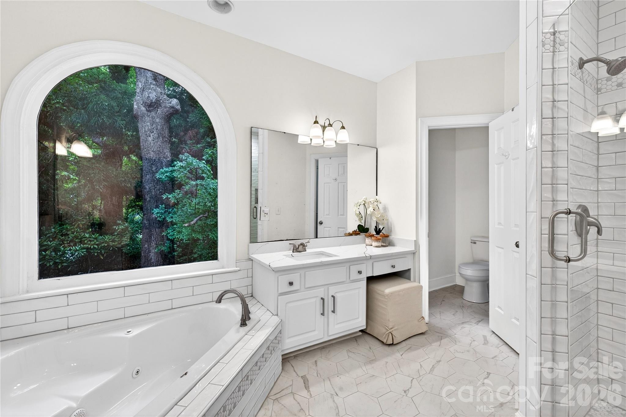 Single Family Residence at 6424 Antioch Court, Matthews, photo 12 of 14