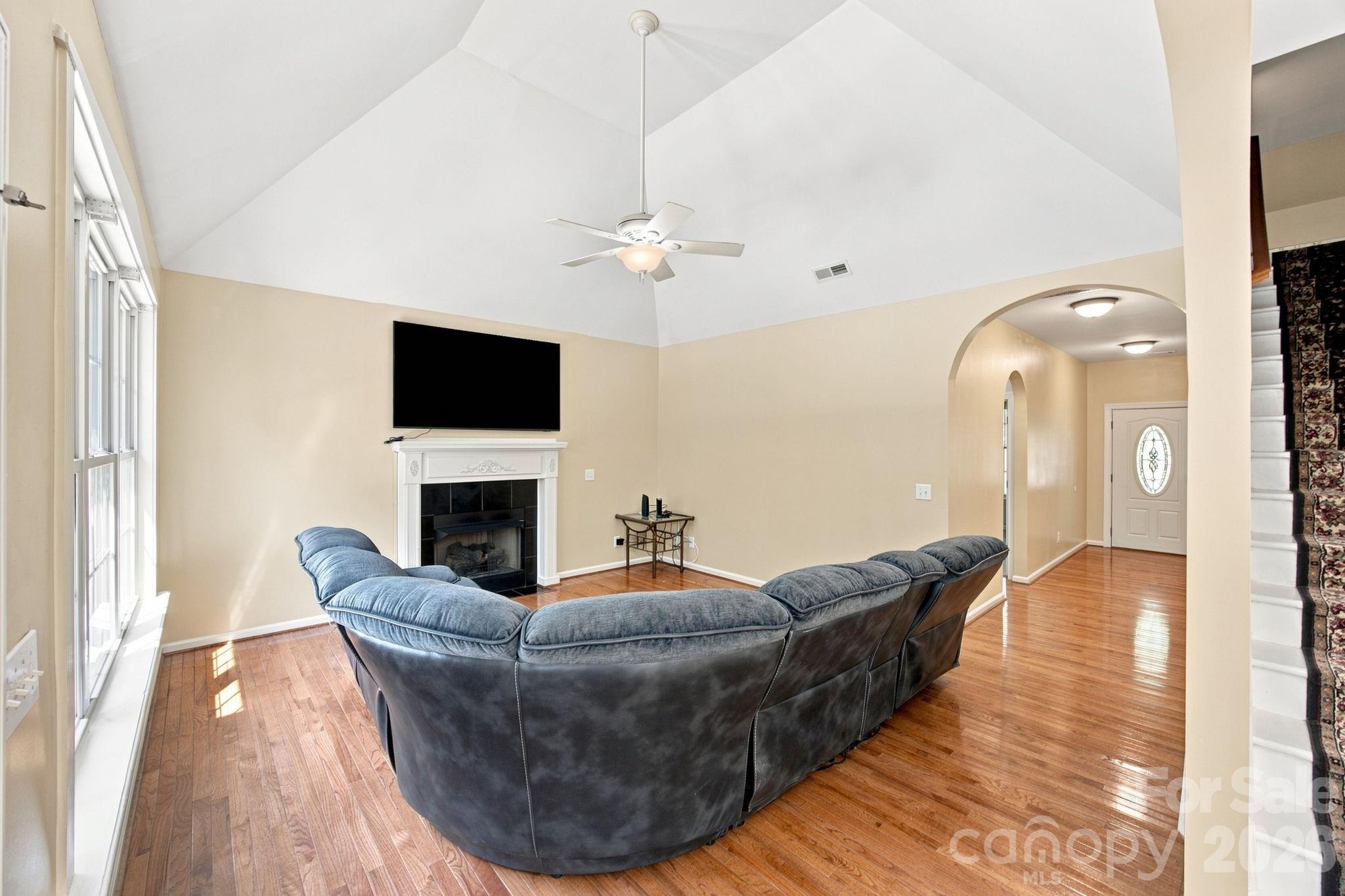 Single Family Residence at 421 De Lara Circle, Salisbury, photo 12 of 47