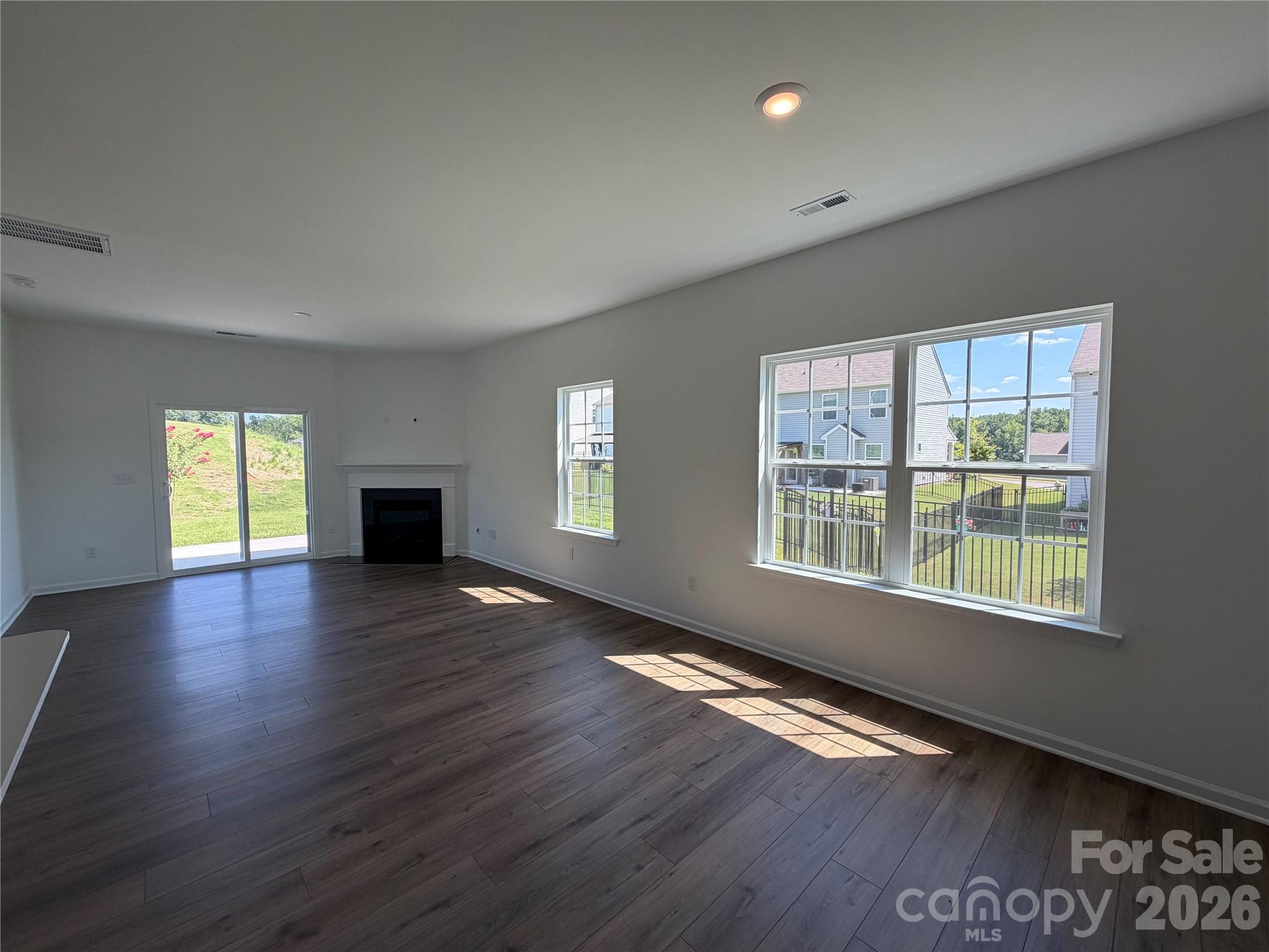 Single Family Residence at 2075 Morning Gold Drive, Maiden, photo 6 of 24