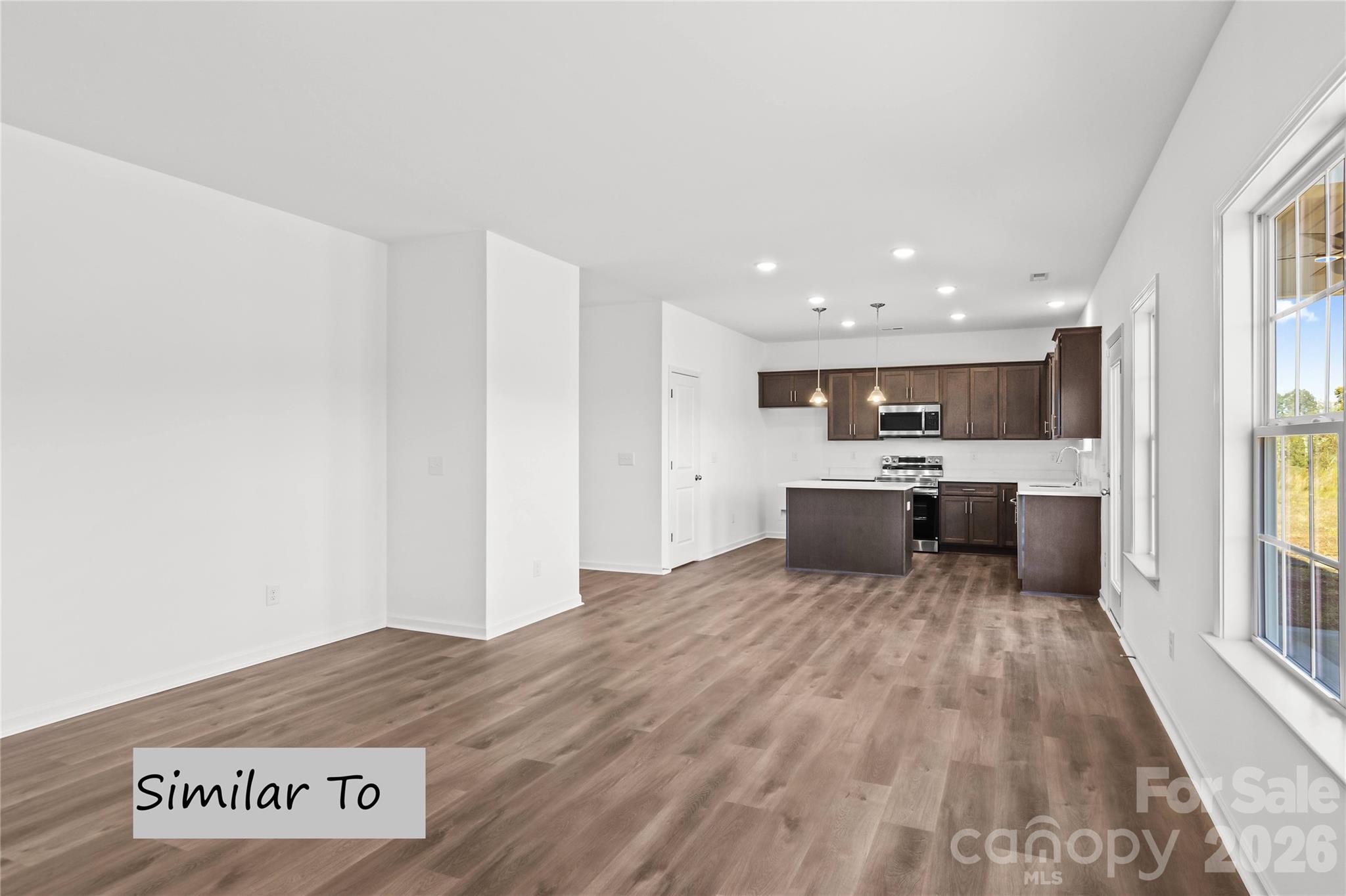 Single Family Residence at 360 Waylon Court, Lexington, photo 5 of 10