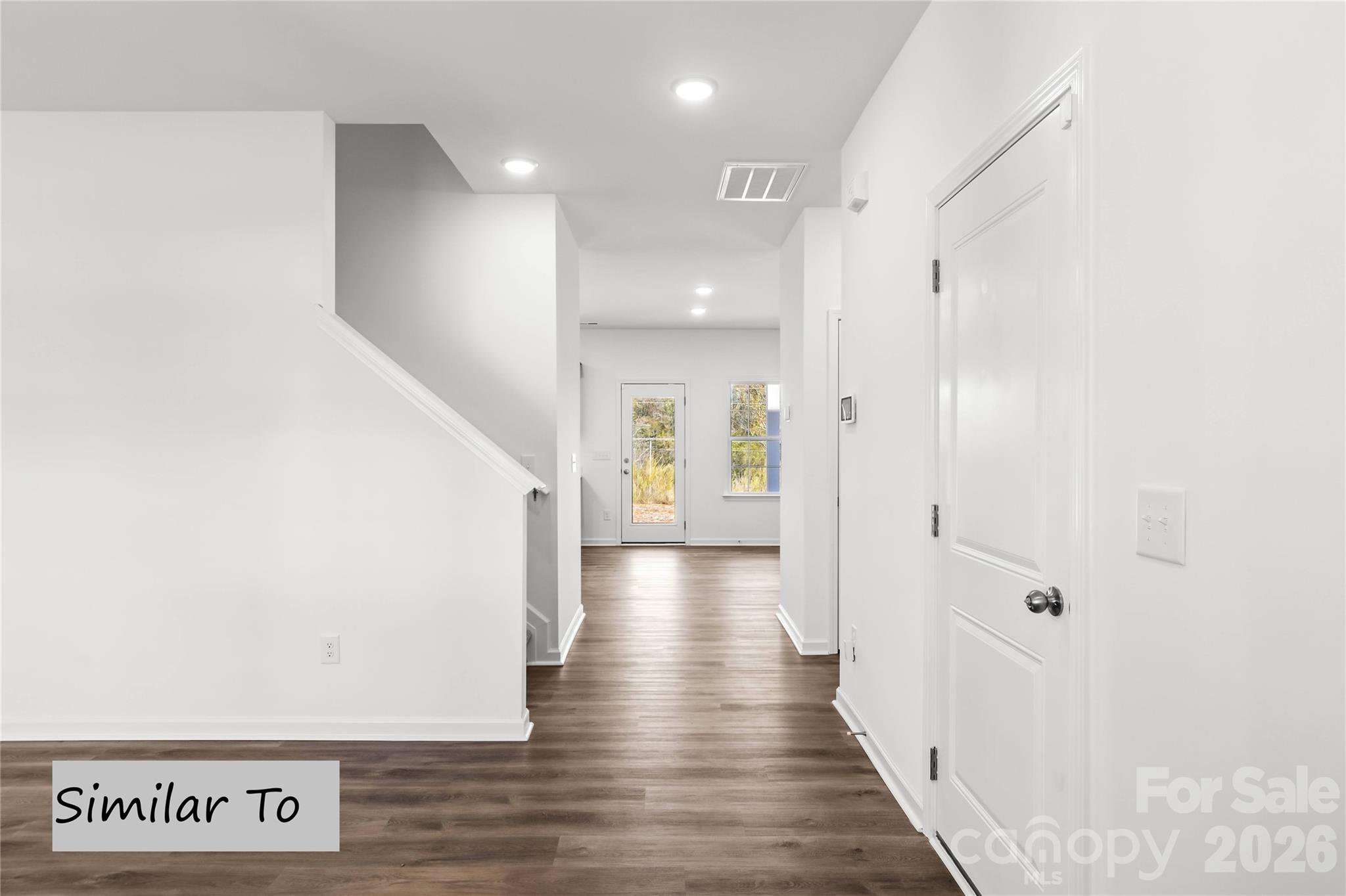 Single Family Residence at 287 Waylon Court, Lexington, photo 4 of 11