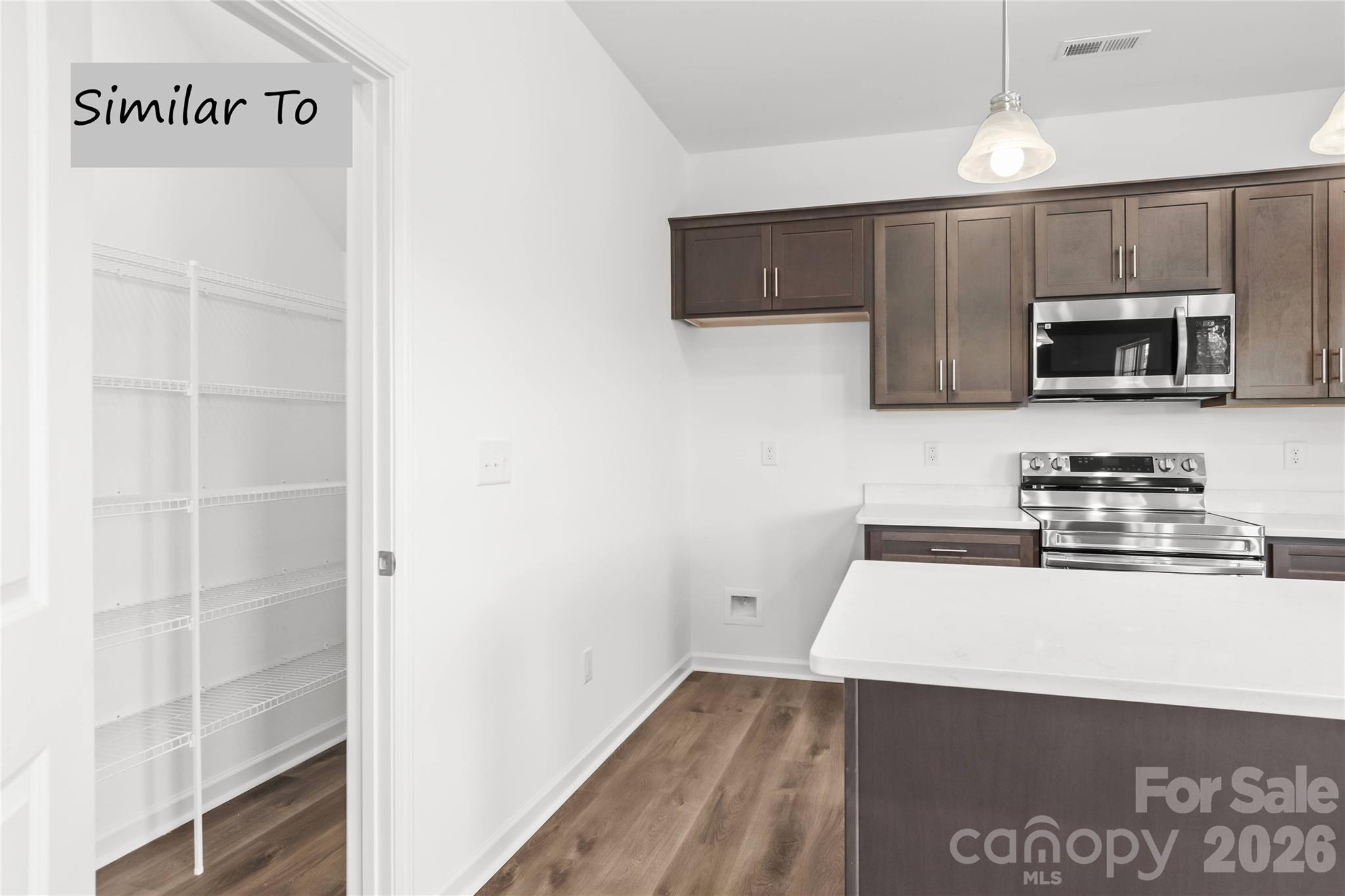 Single Family Residence at 287 Waylon Court, Lexington, photo 9 of 11