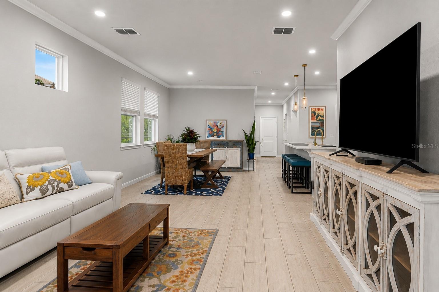 Single Family Residence at 12458 SOMATIC CT, VENICE, photo 13 of 47