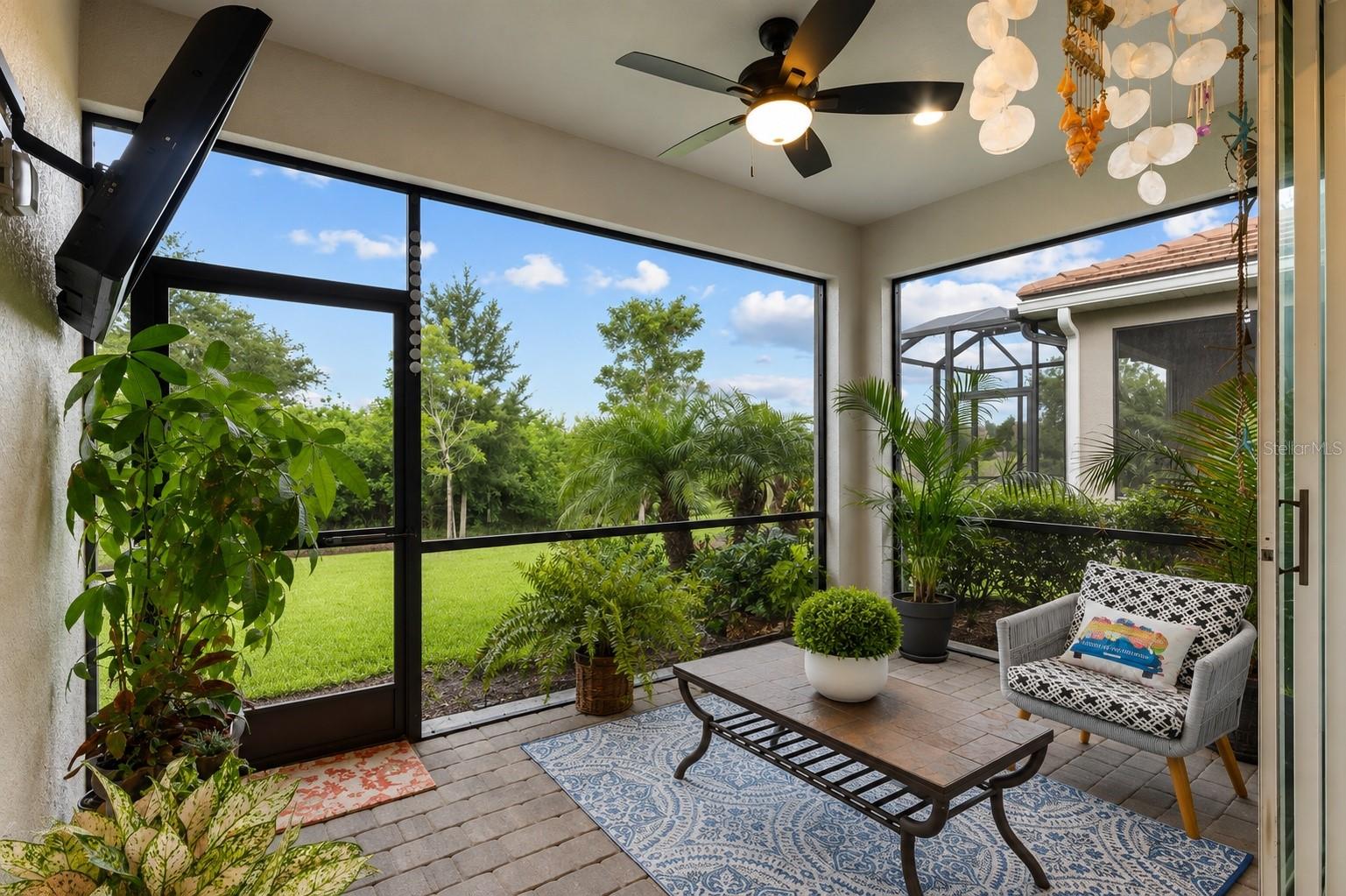 Outdoor Retreat - 12458 SOMATIC CT, VENICE