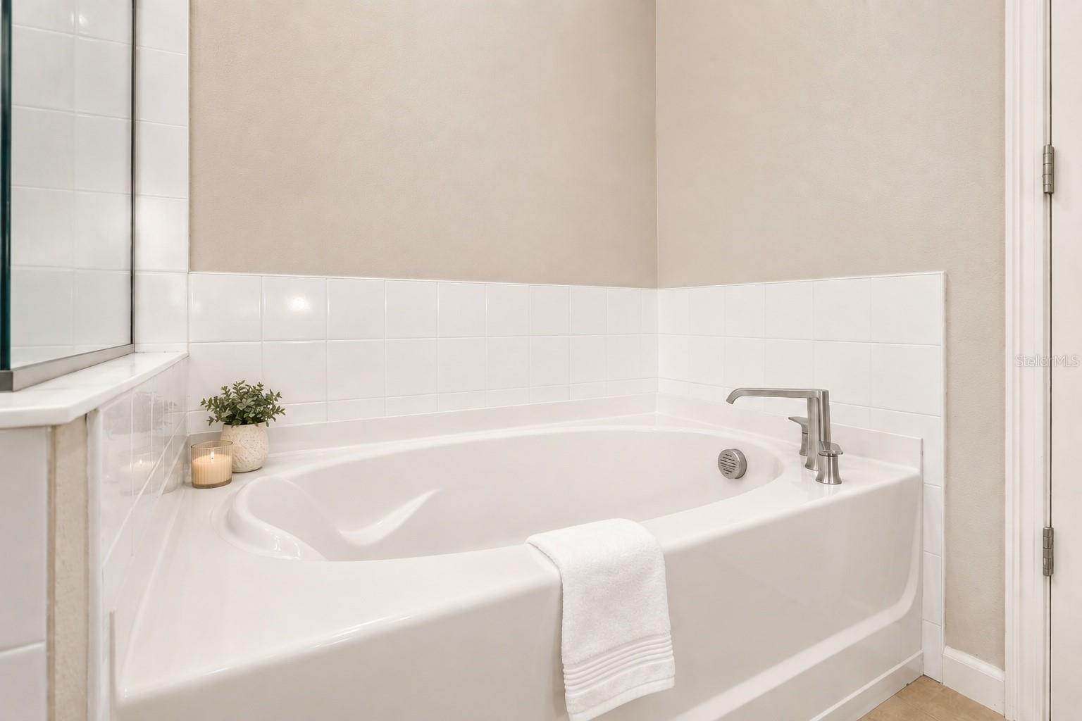 Owner's Ensuite - 12458 SOMATIC CT, VENICE