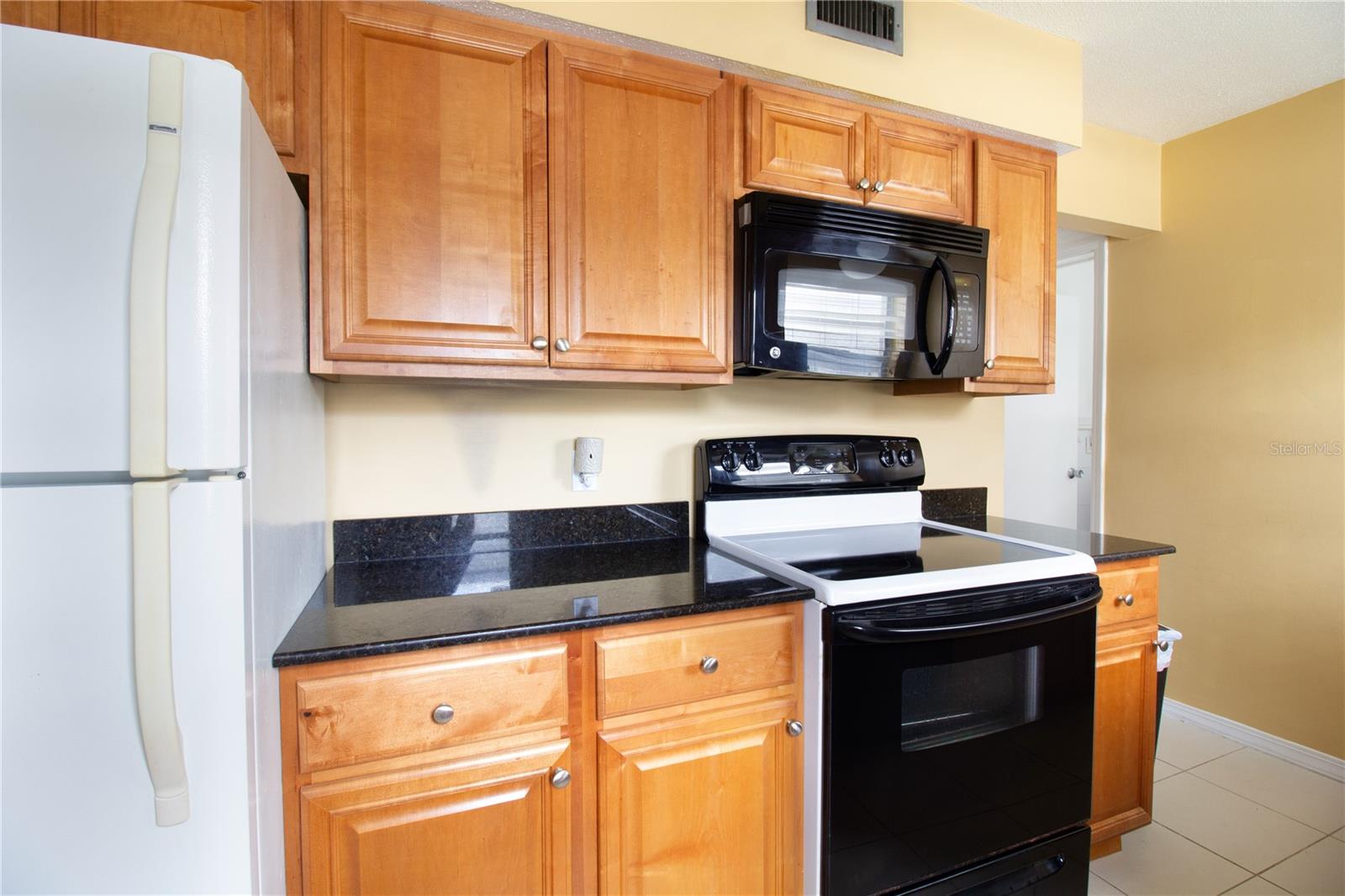 Condominium at 6940 A SUNSET DR S #2C, ST PETERSBURG, photo 6 of 16