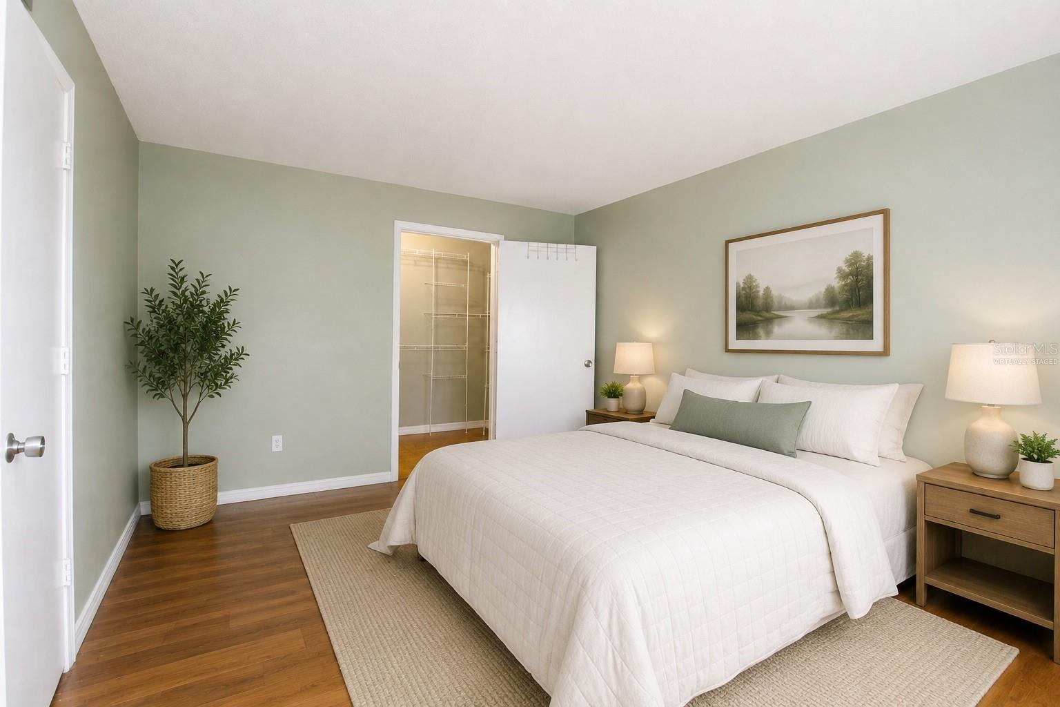 Virtually staged - 6940 A SUNSET DR S #2C, ST PETERSBURG
