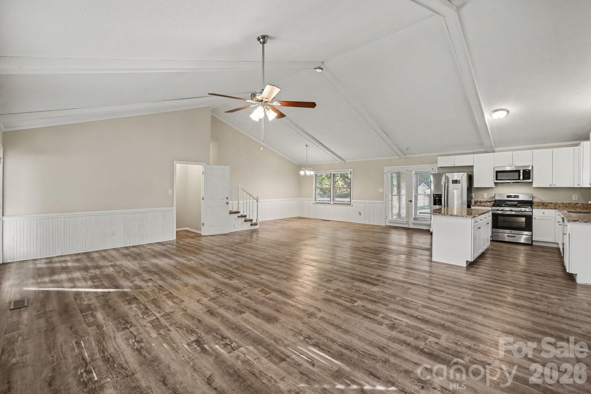 Single Family Residence at 105 Windsong Court, Gastonia, photo 7 of 36