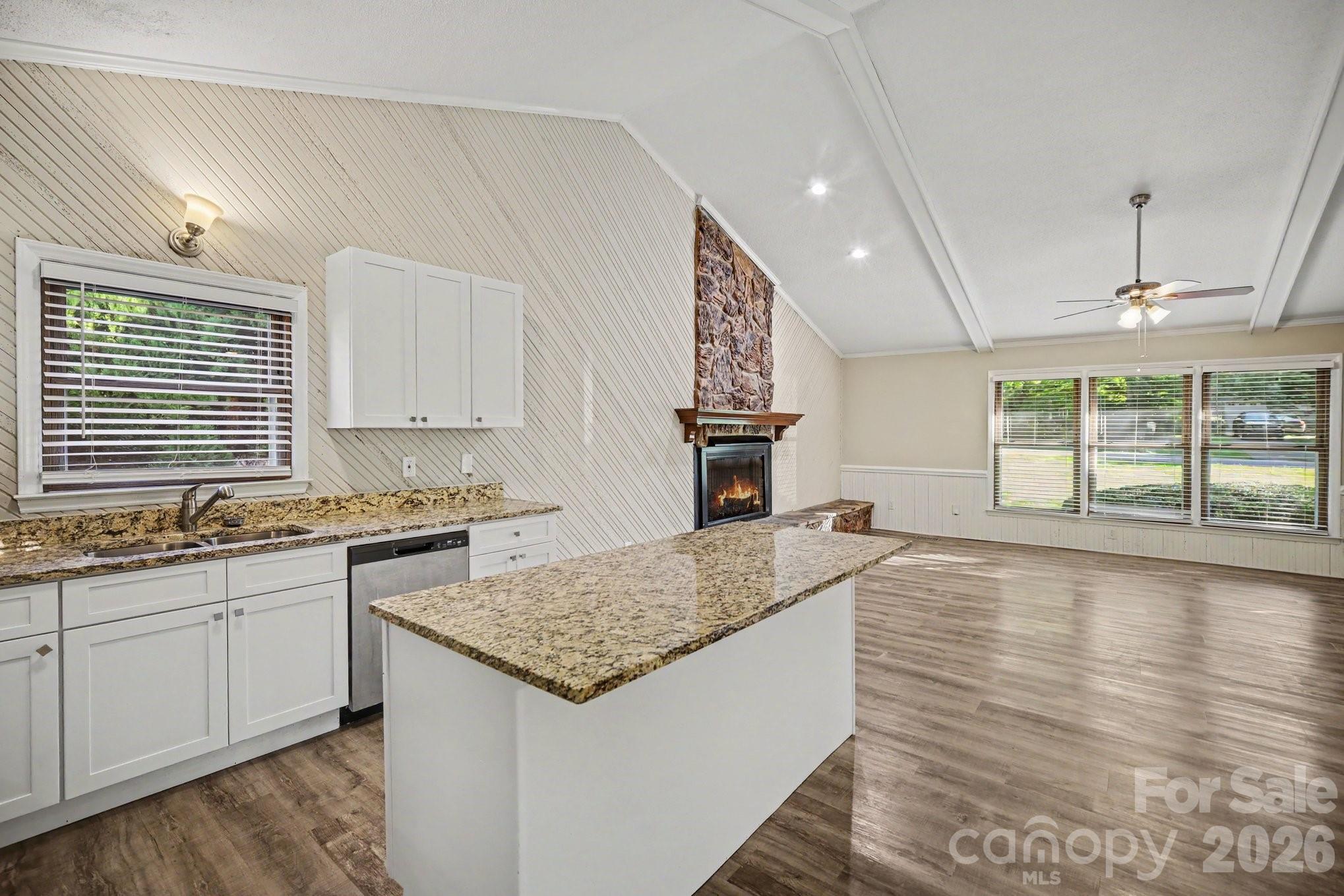 Single Family Residence at 105 Windsong Court, Gastonia, photo 9 of 36