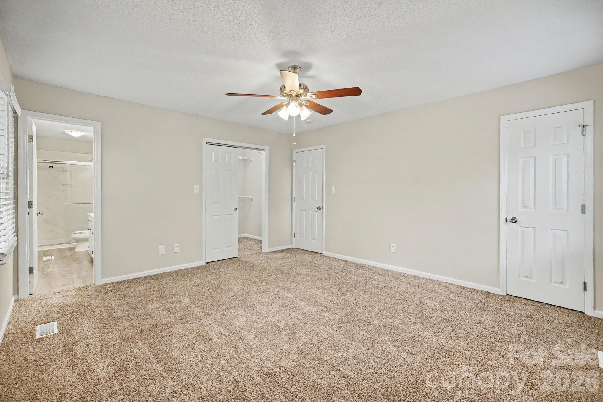 Single Family Residence at 105 Windsong Court, Gastonia, photo 20 of 36