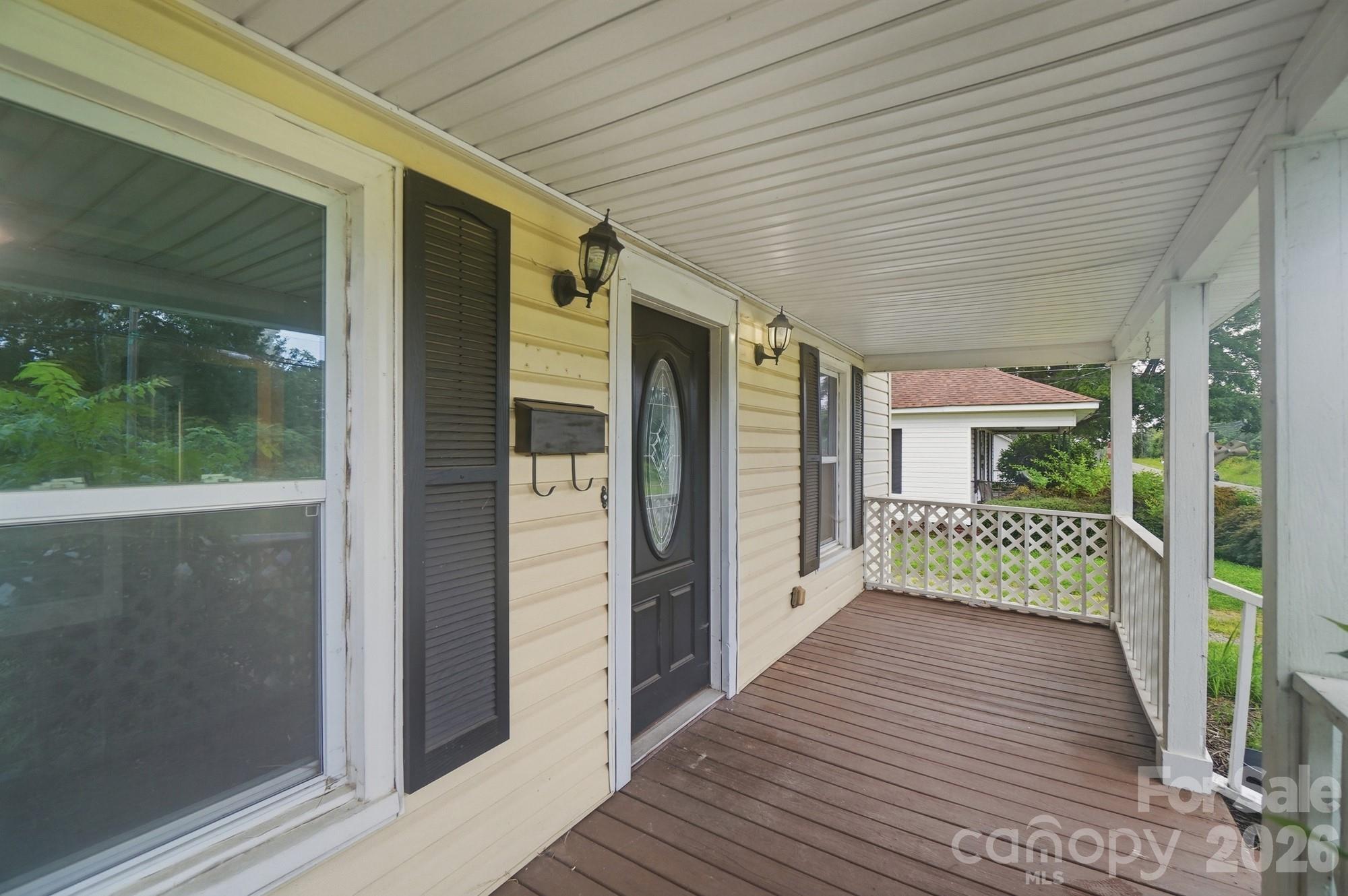 Single Family Residence at 1002 N Ridge Avenue, Kannapolis, photo 6 of 37