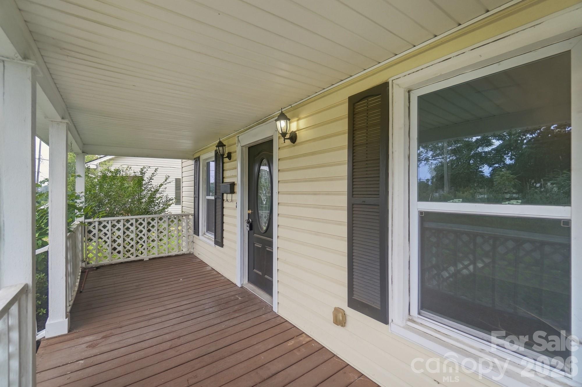 Single Family Residence at 1002 N Ridge Avenue, Kannapolis, photo 8 of 37