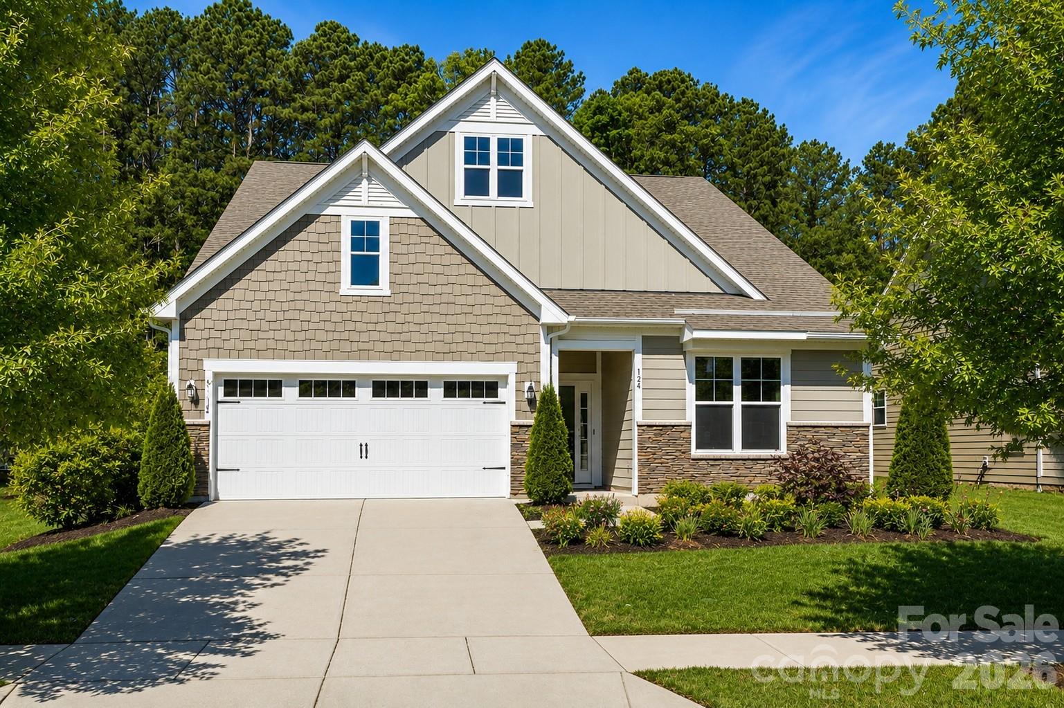 Single Family Residence at 124 Van Gogh Trail, Mount Holly, photo 2 of 48