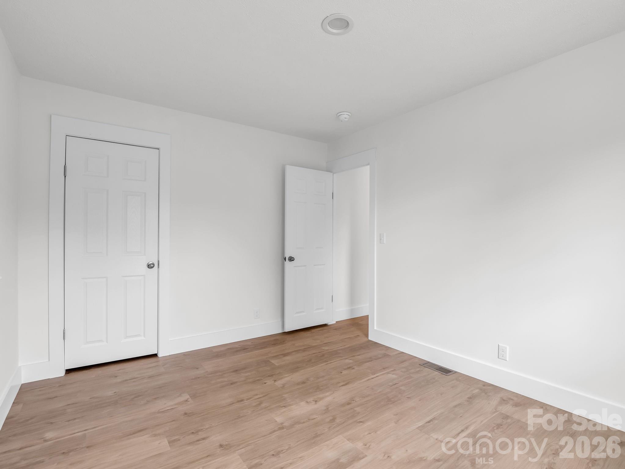 Single Family Residence at 115 Maplewood Knoll Drive, Flat Rock, photo 26 of 35
