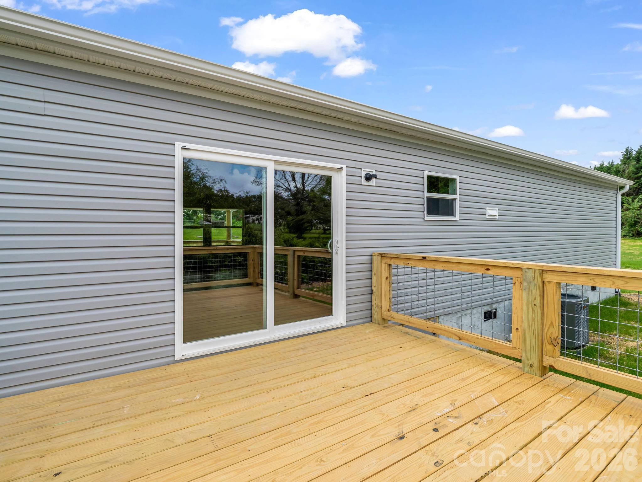 Single Family Residence at 115 Maplewood Knoll Drive, Flat Rock, photo 28 of 35