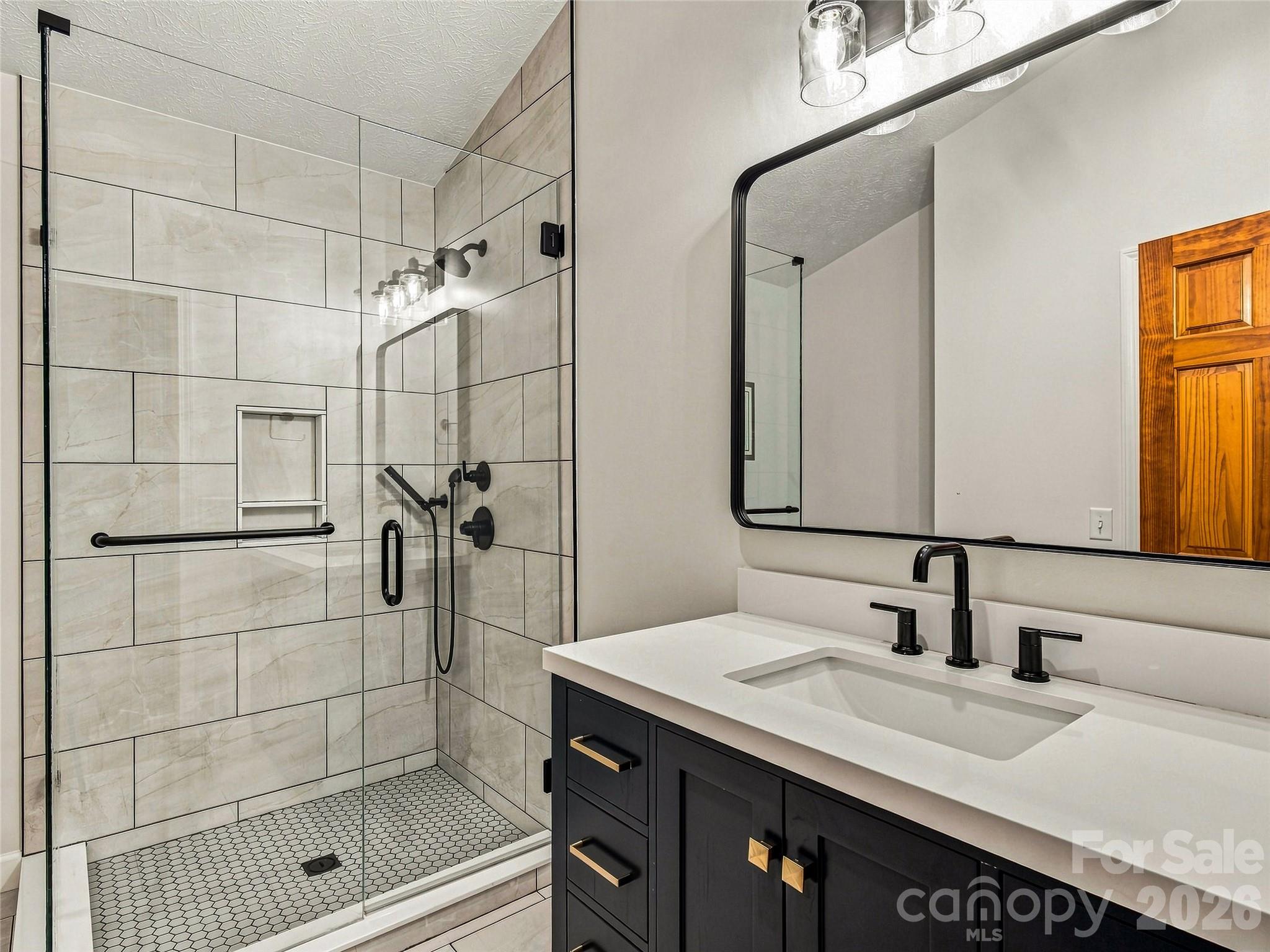 Full bathroom on the main - 70 Promised Ridge Drive, Hendersonville