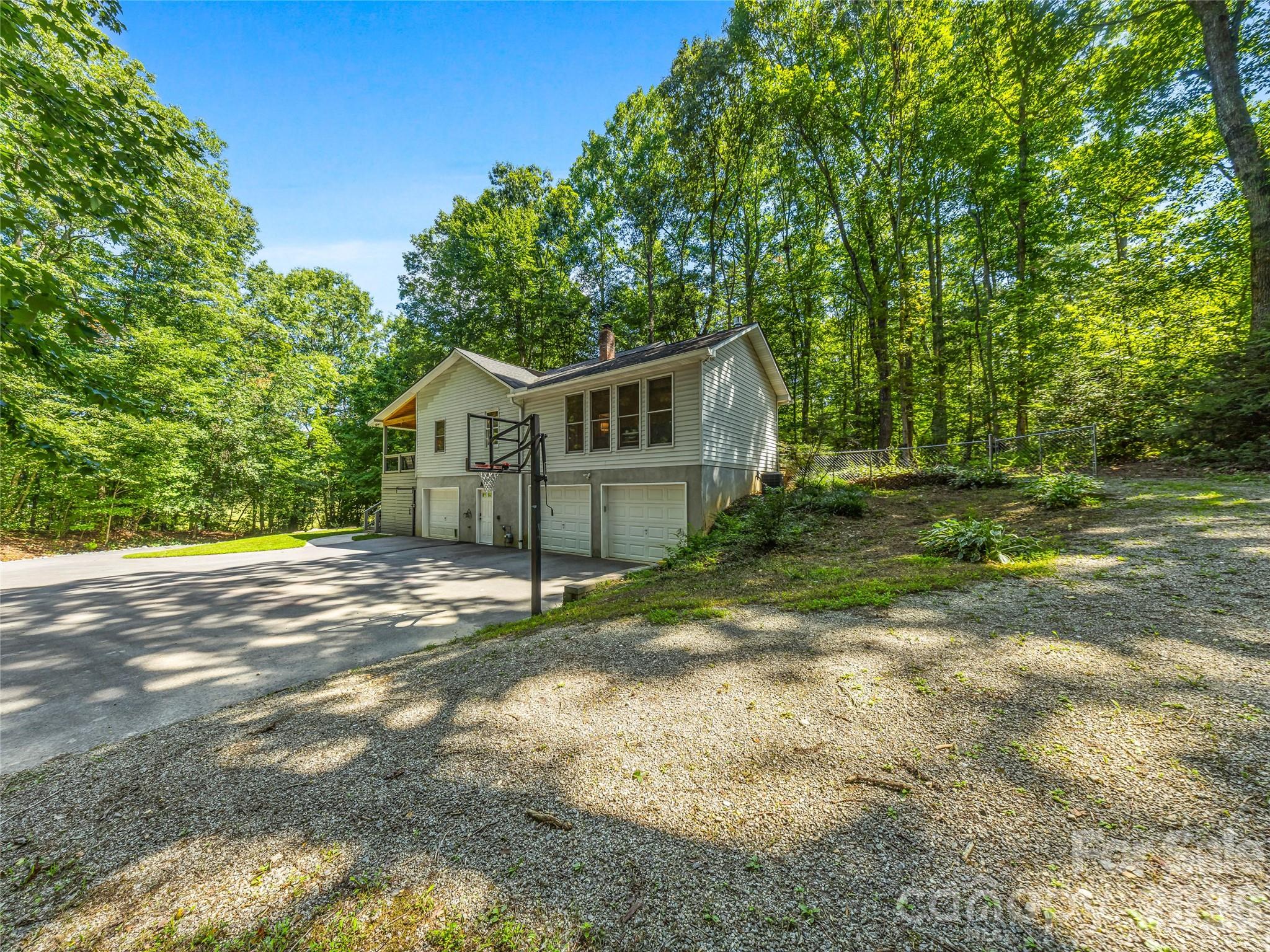 Single Family Residence at 70 Promised Ridge Drive, Hendersonville, photo 45 of 48