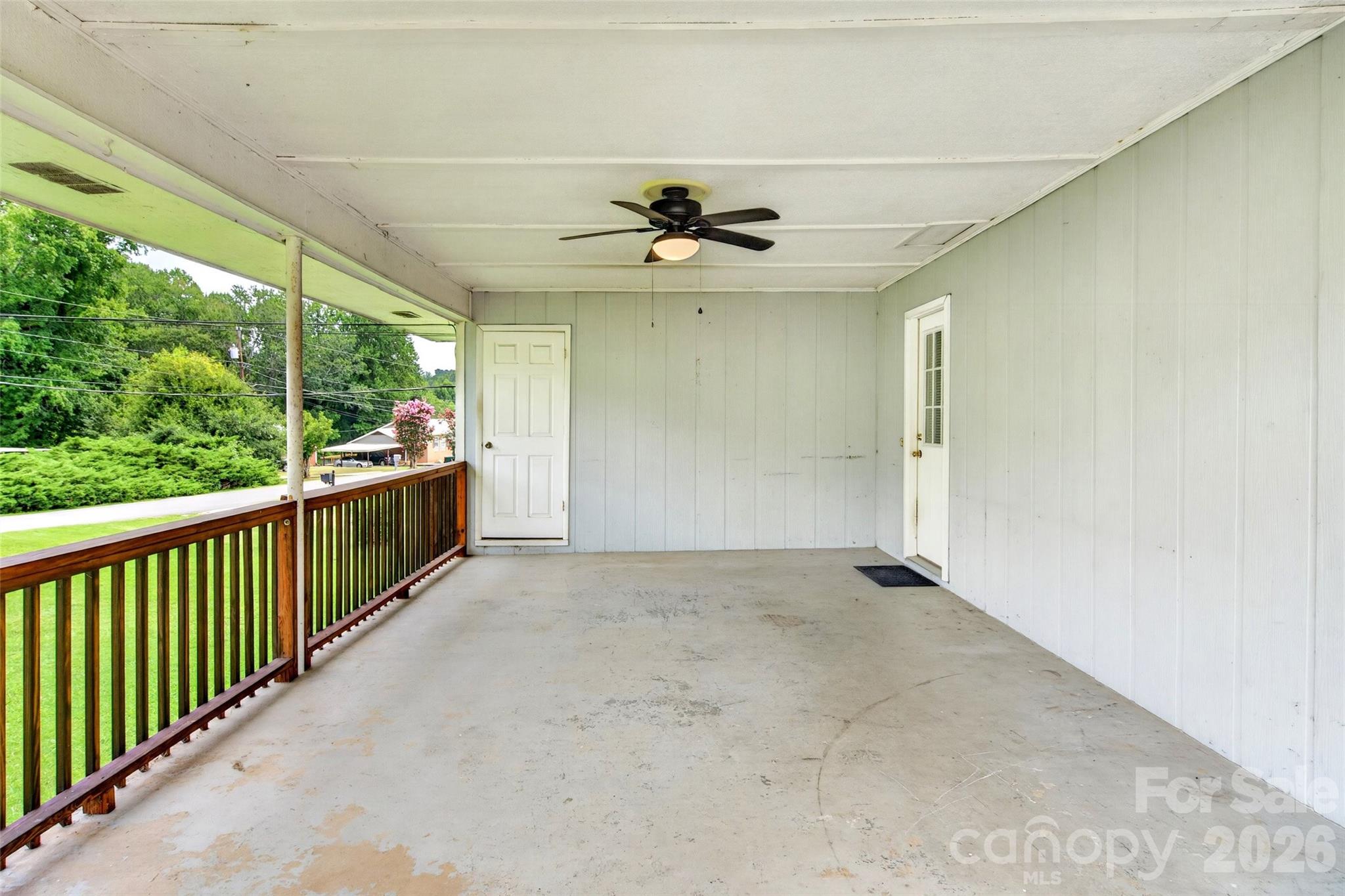 Single Family Residence at 224 Cherokee Way, Marion, photo 8 of 39