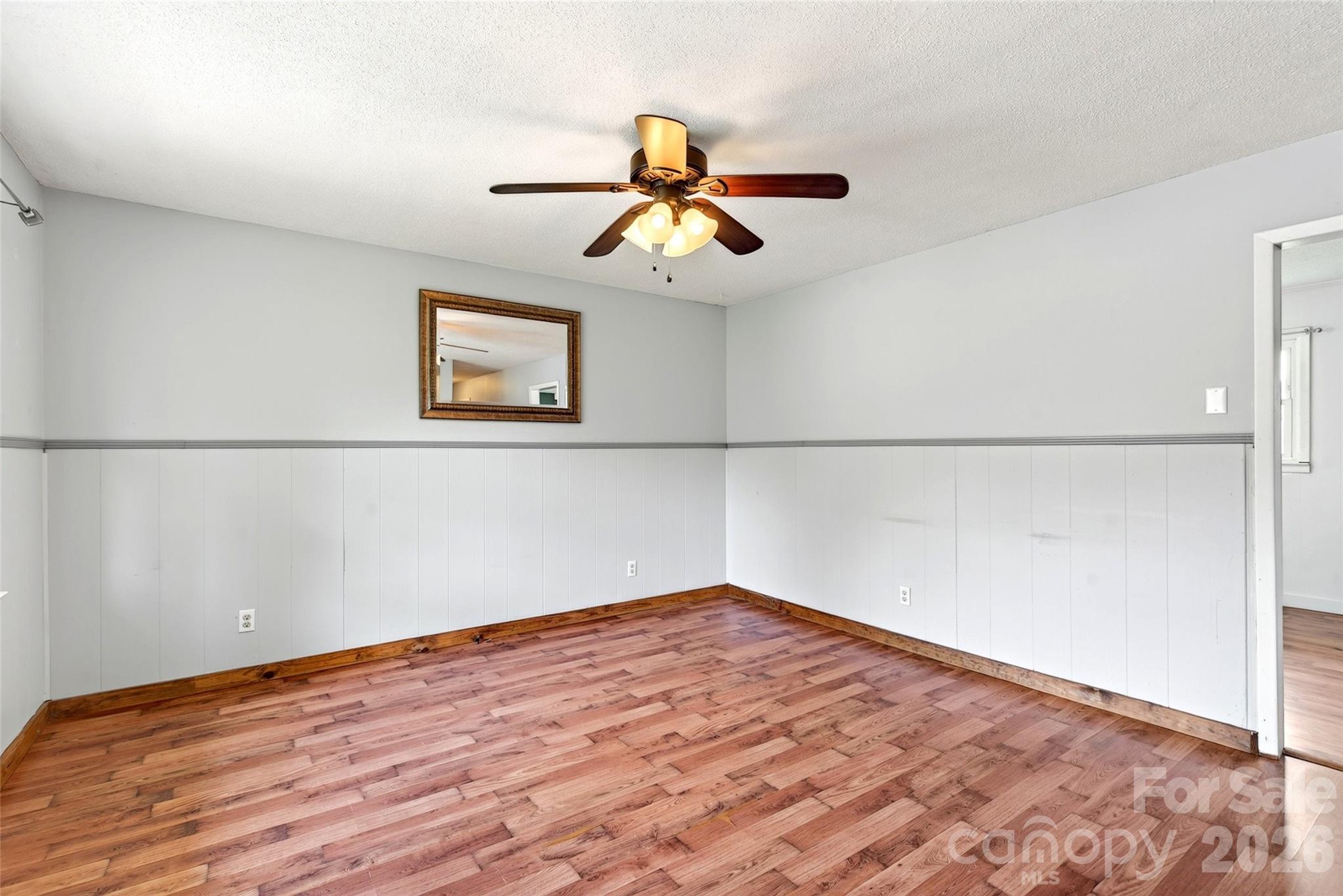 Single Family Residence at 224 Cherokee Way, Marion, photo 13 of 39