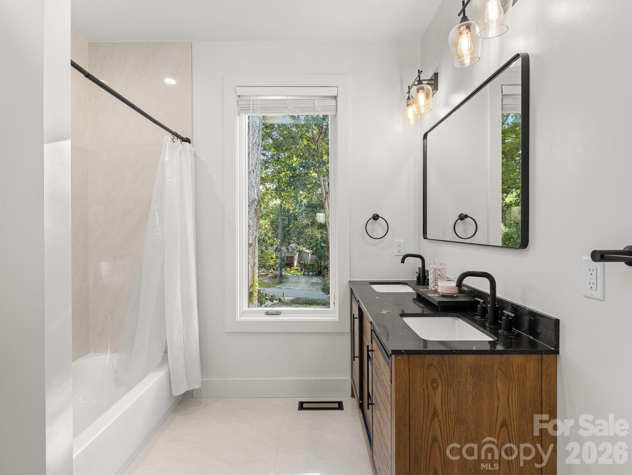 Bathroom with tub/shower combo - 52 Klimovych Road, Hendersonville