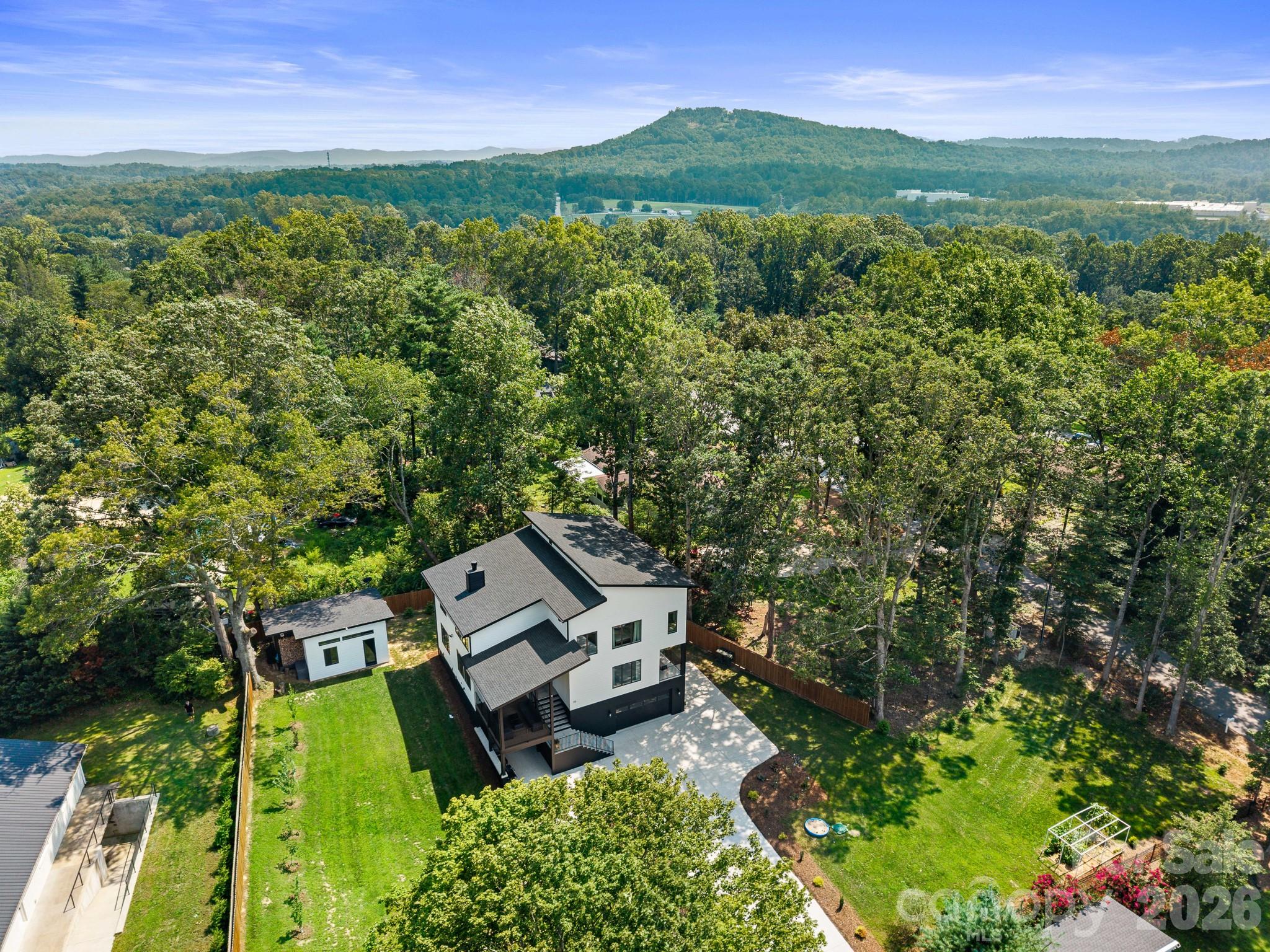Bird's eye view - 52 Klimovych Road, Hendersonville