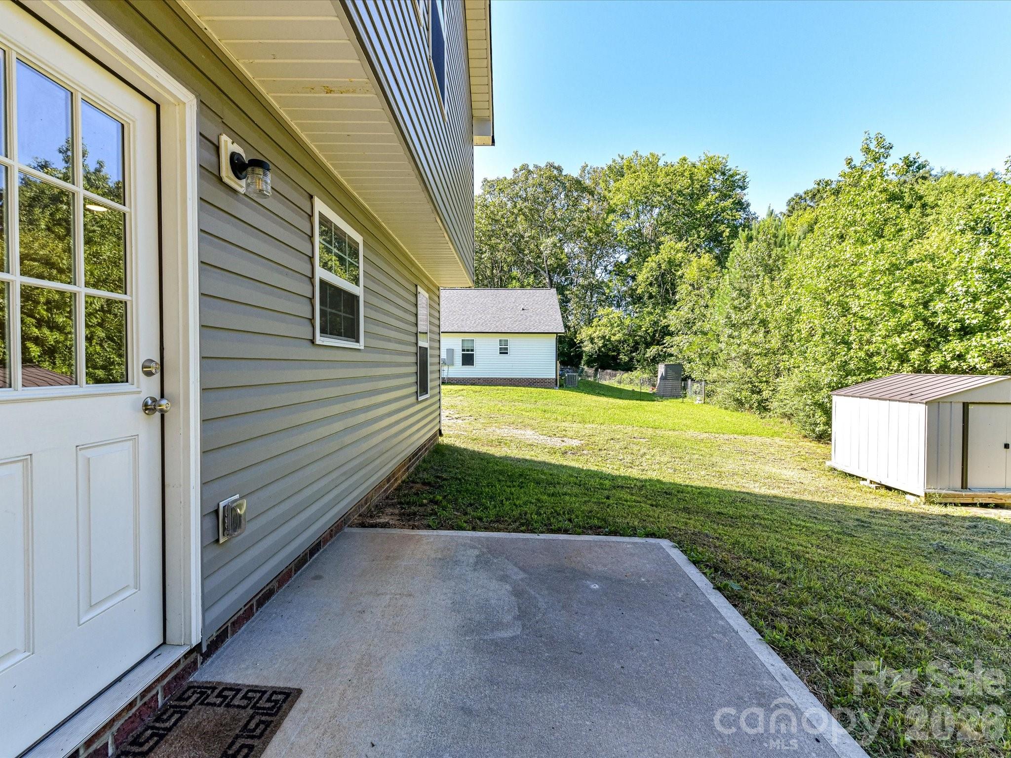 Back Patio - 550 Claymon Road, Oakboro