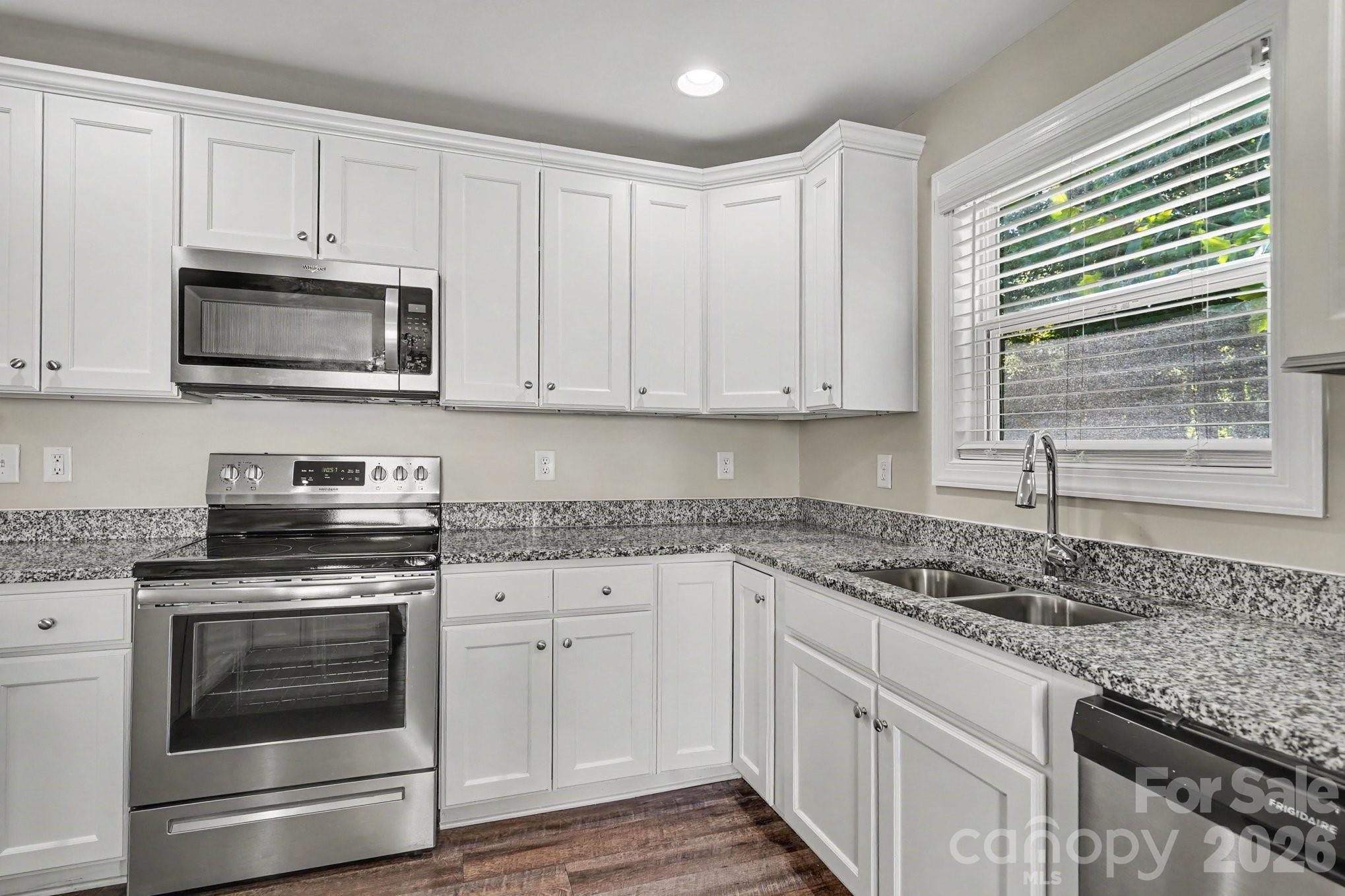 Single Family Residence at 1548 Mayfair Drive, Conover, photo 7 of 22