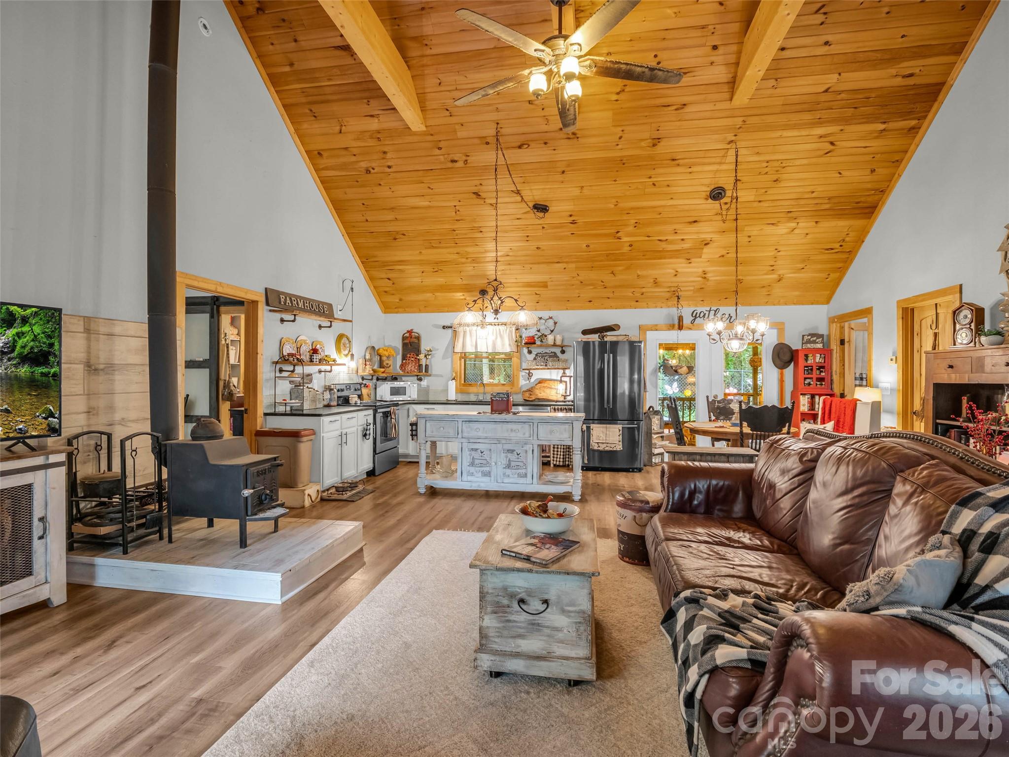 Single Family Residence at 412 Whitestone Circle, Union Mills, photo 11 of 40