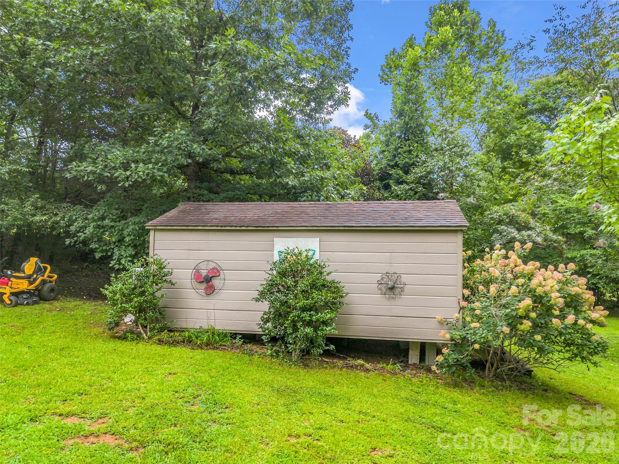 Single Family Residence at 412 Whitestone Circle, Union Mills, photo 29 of 40