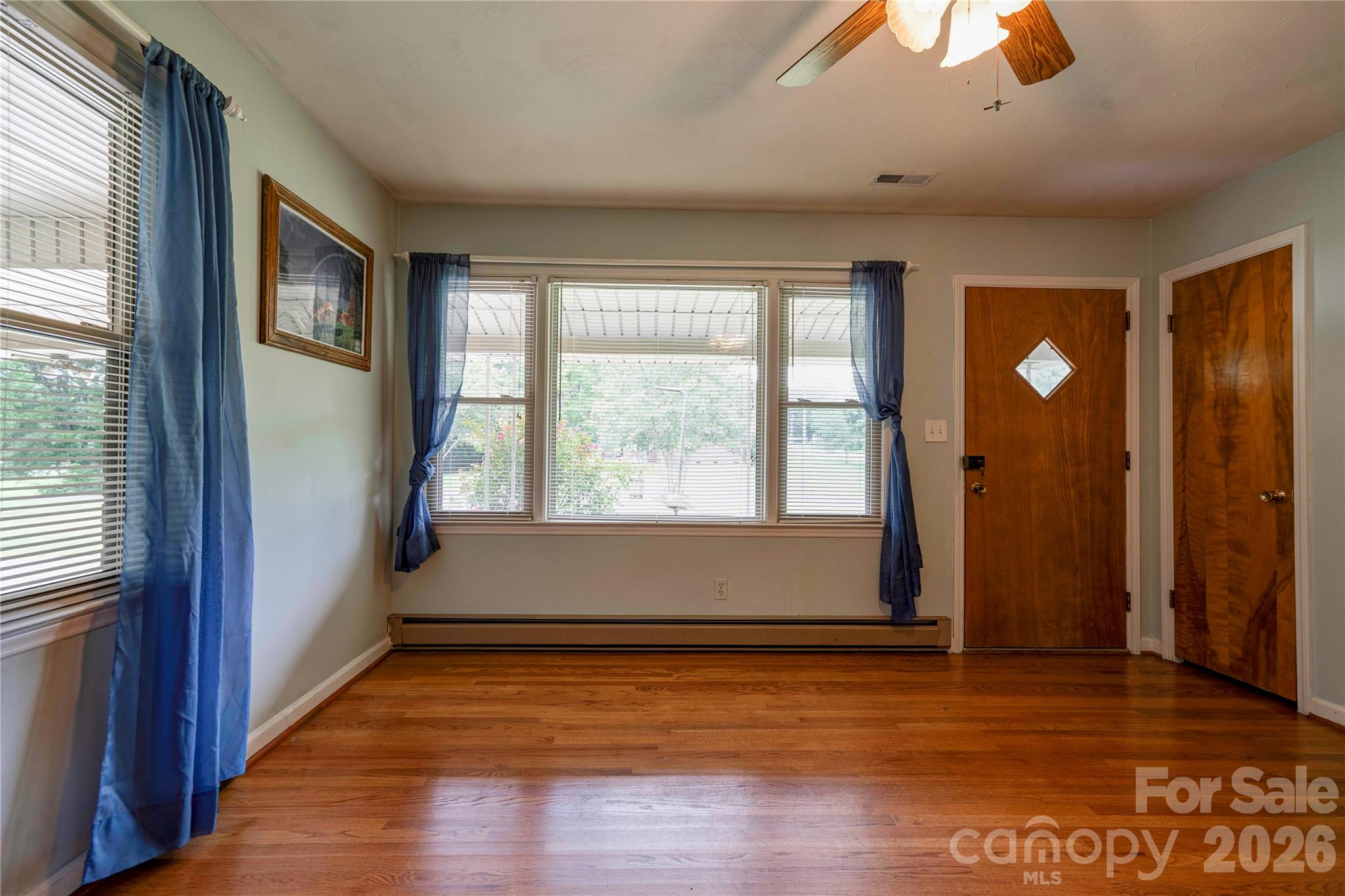 Single Family Residence at 100 Sherwood Drive, Shelby, photo 15 of 28