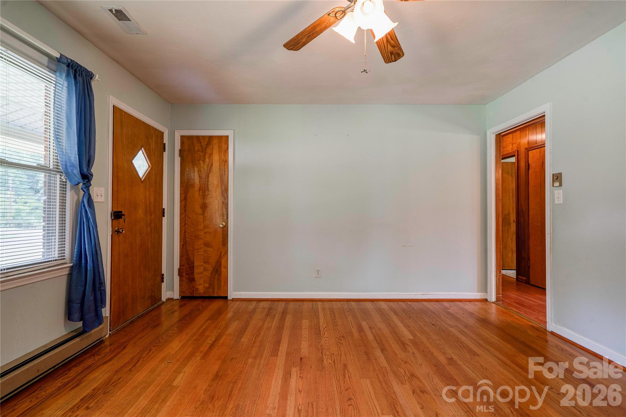 Single Family Residence at 100 Sherwood Drive, Shelby, photo 16 of 28