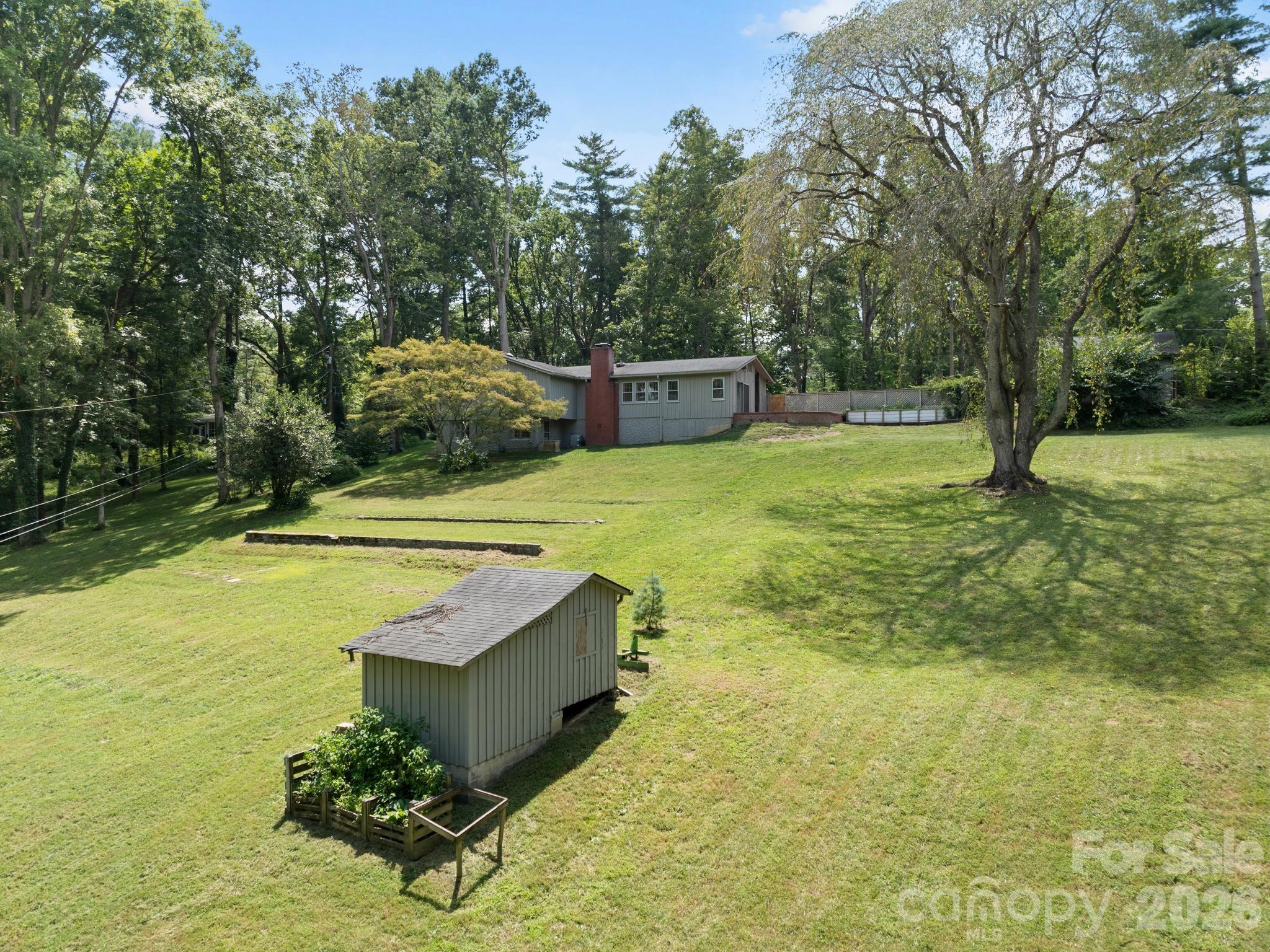 Back view - 242 N Hills Drive, Hendersonville