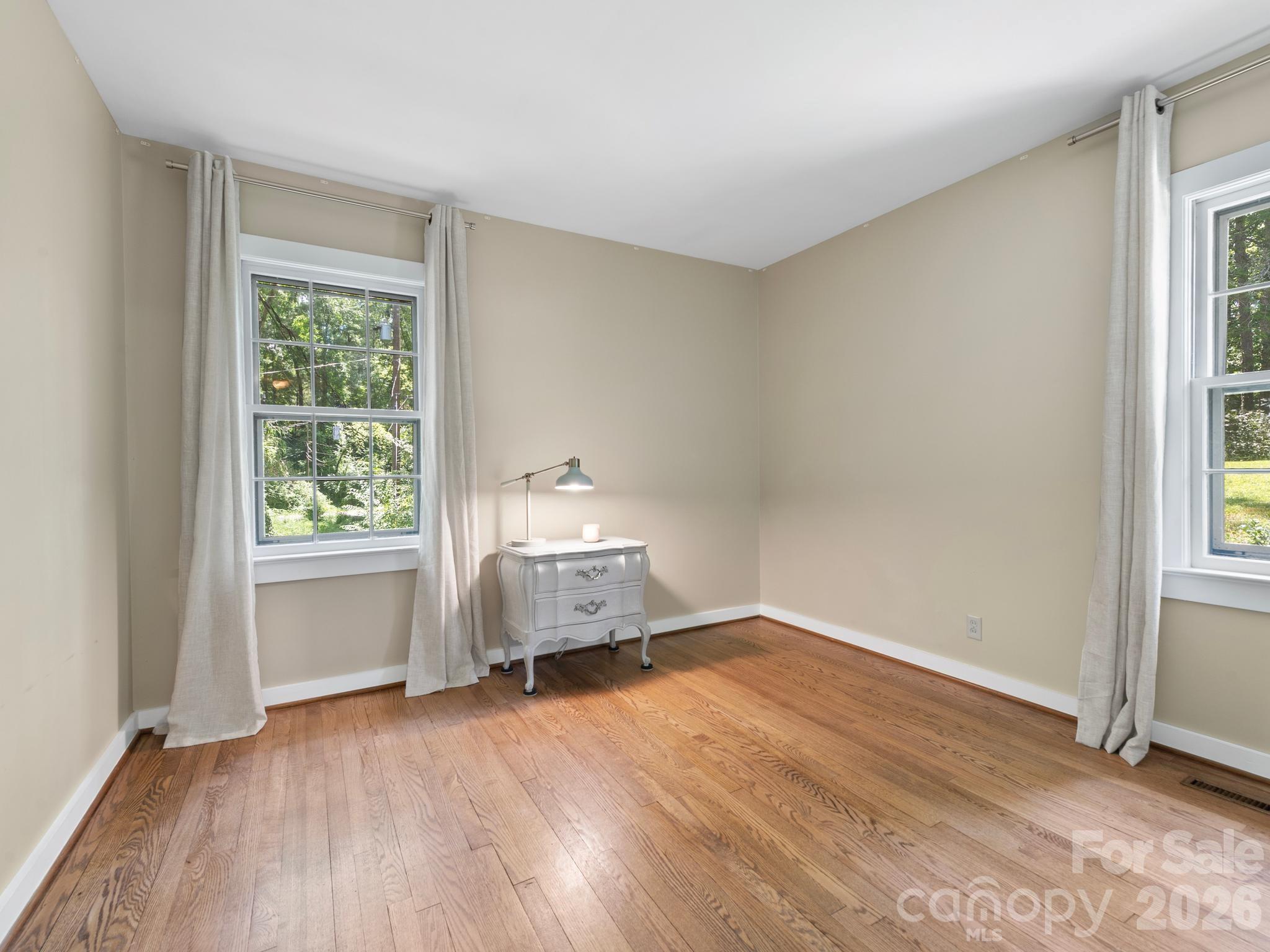 Guest bedroom 2 - 242 N Hills Drive, Hendersonville