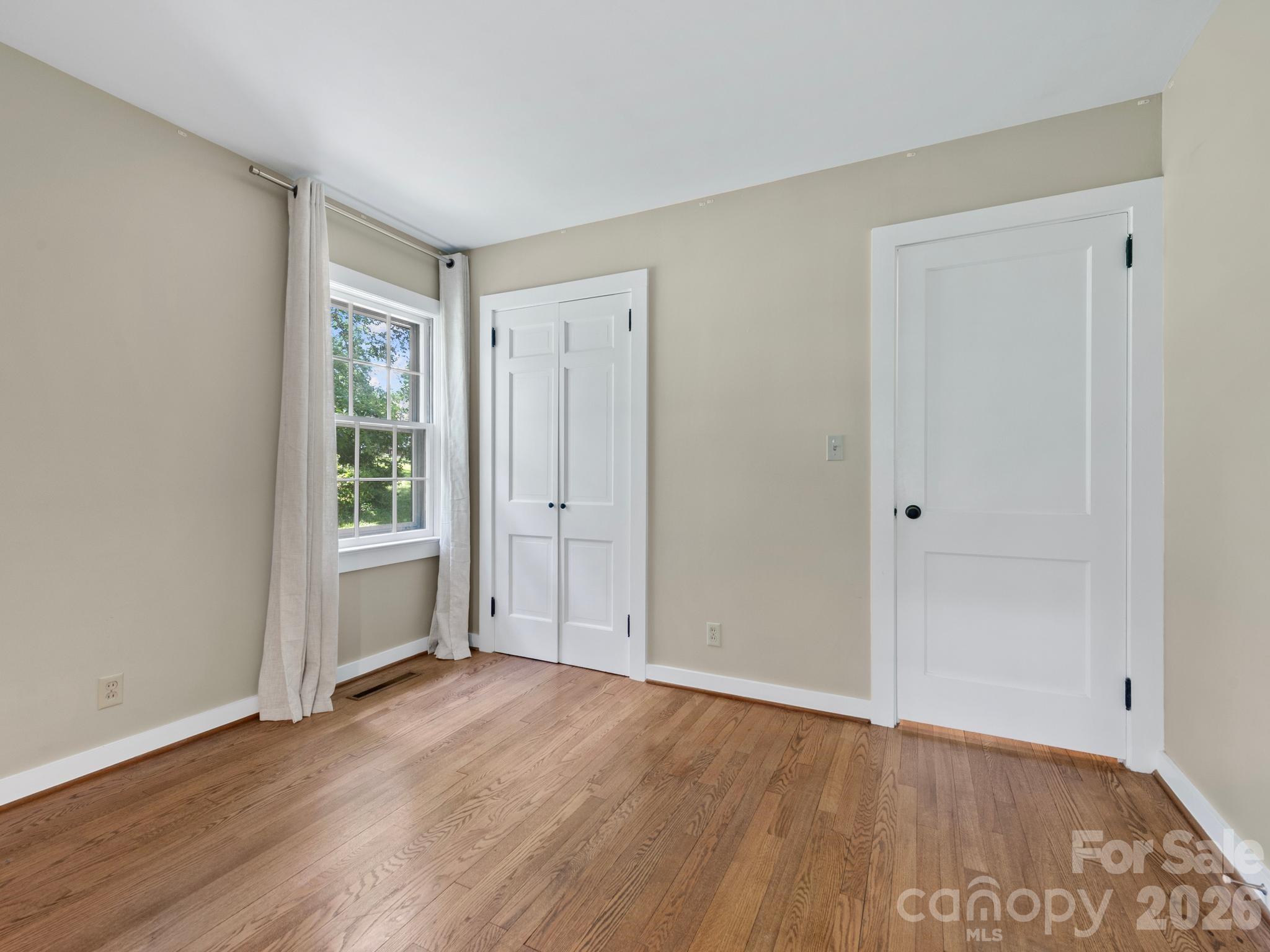 Guest bedroom 2 - 242 N Hills Drive, Hendersonville