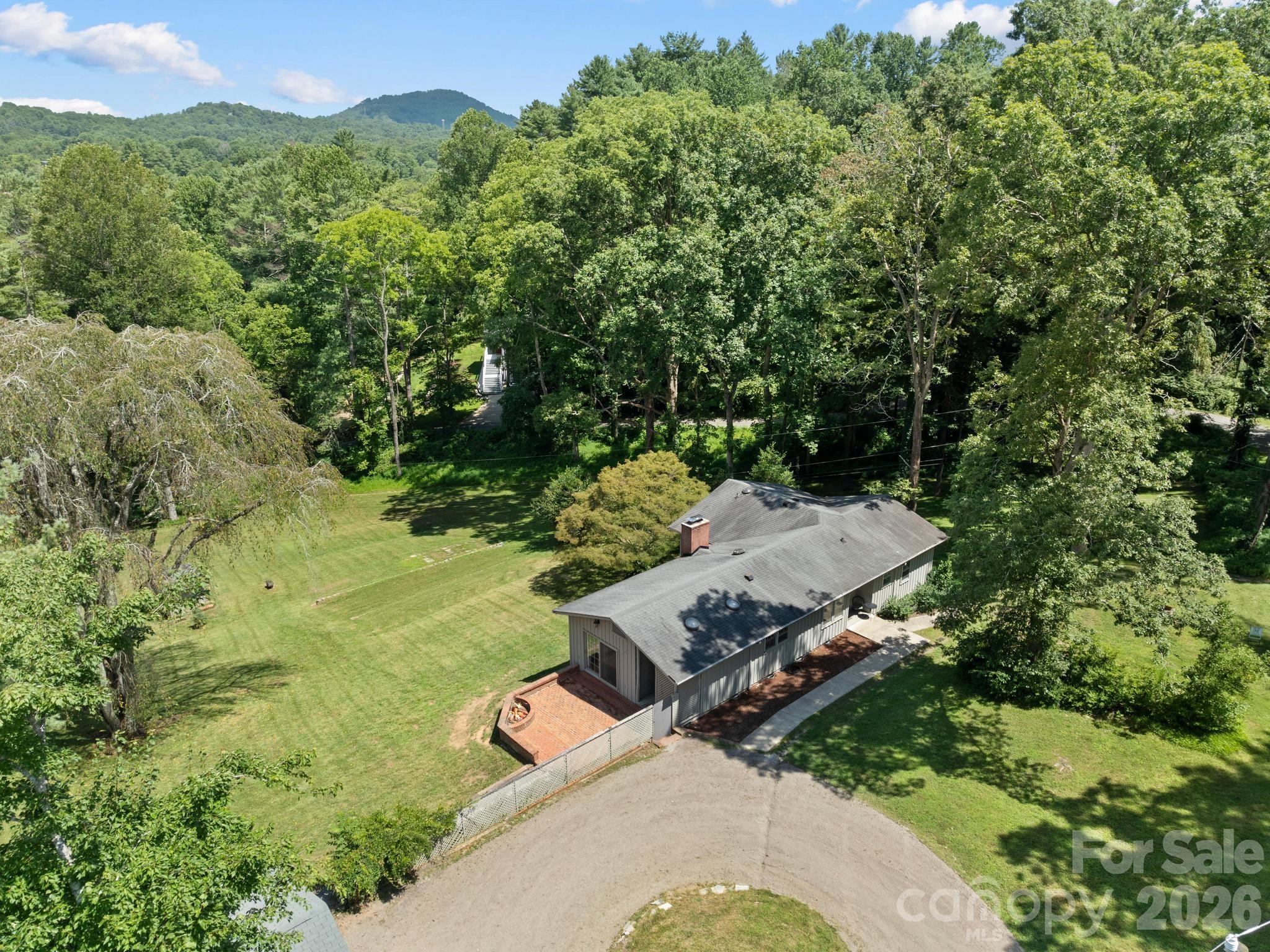 Single Family Residence at 242 N Hills Drive, Hendersonville, photo 40 of 45