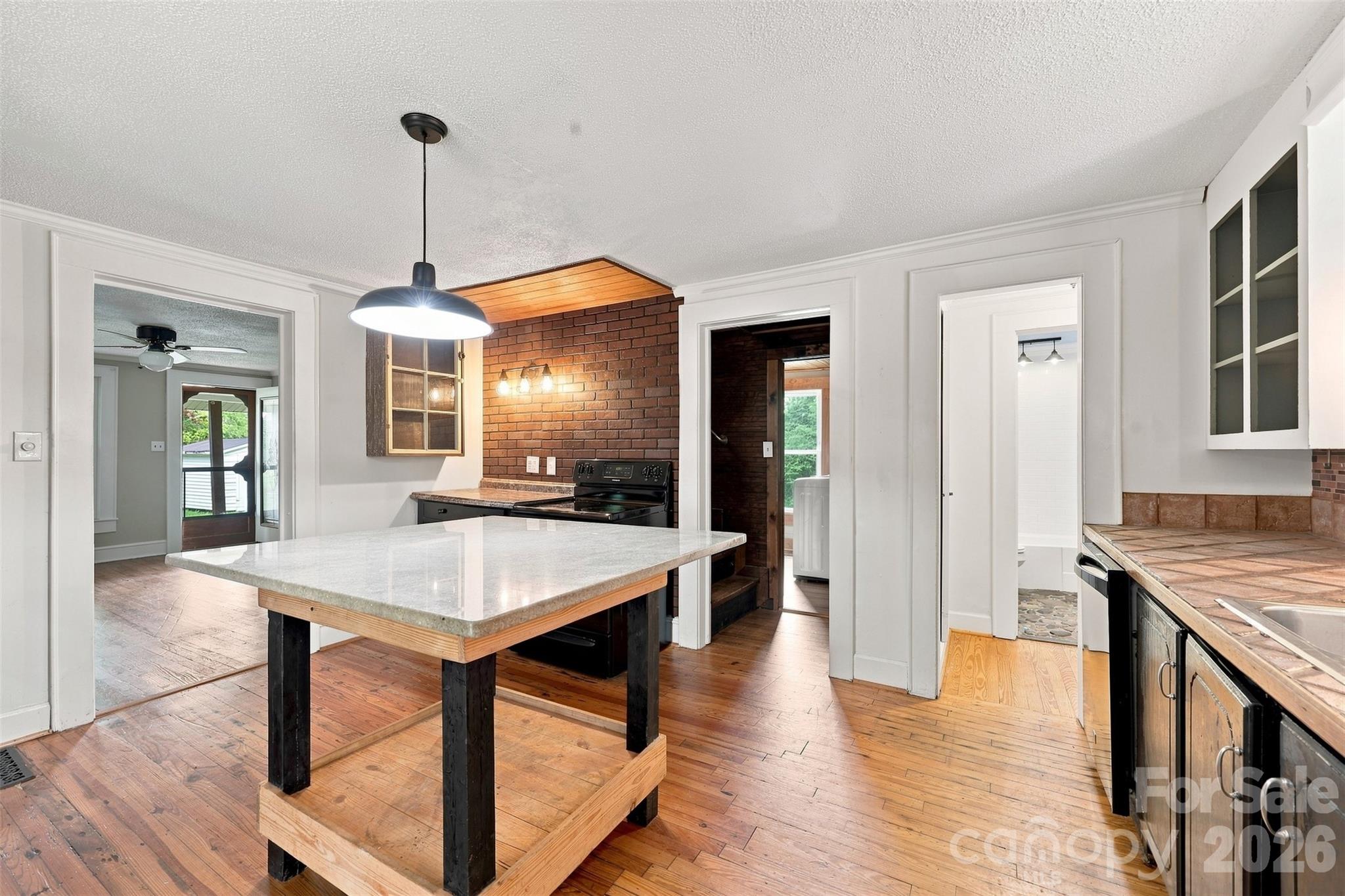Single Family Residence at 3466 Roberta Road, Concord, photo 15 of 35